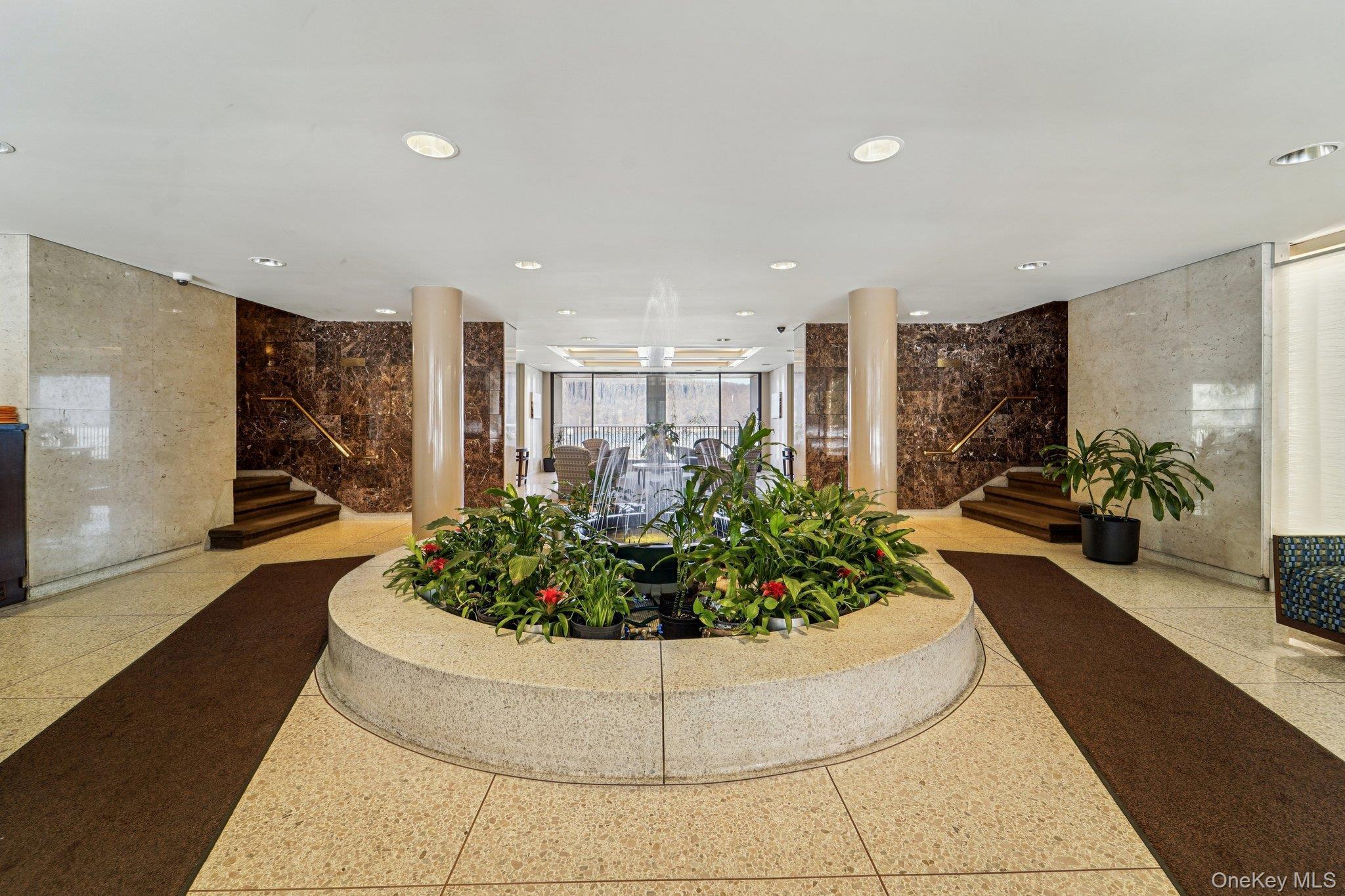 1085 Warburton Avenue Unit: 316 thumbnail 4
