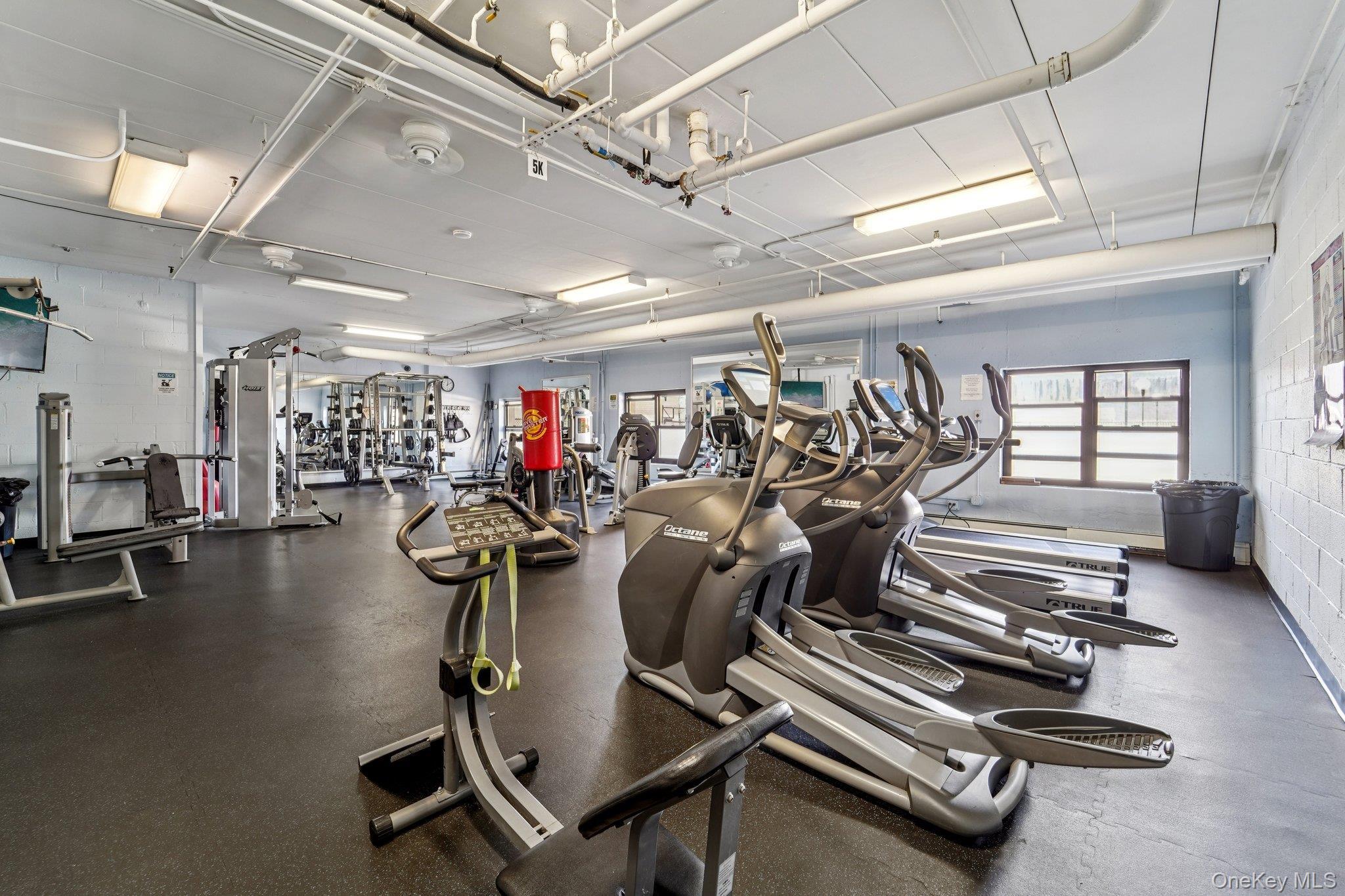 1085 Warburton Avenue Unit: 316 thumbnail 32