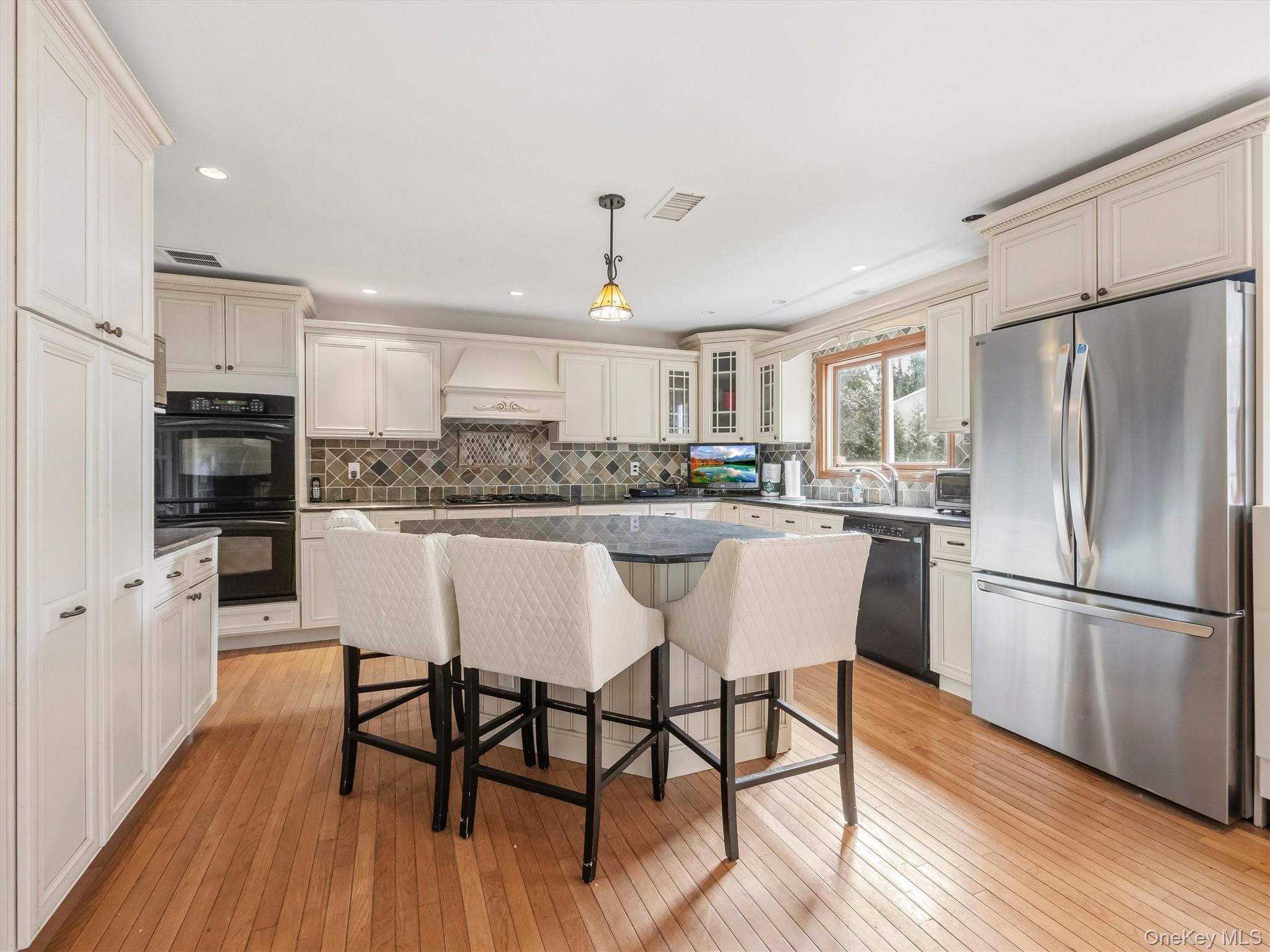 21 Argow Place, Nanuet