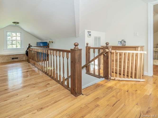5 Edgewood Avenue thumbnail 23