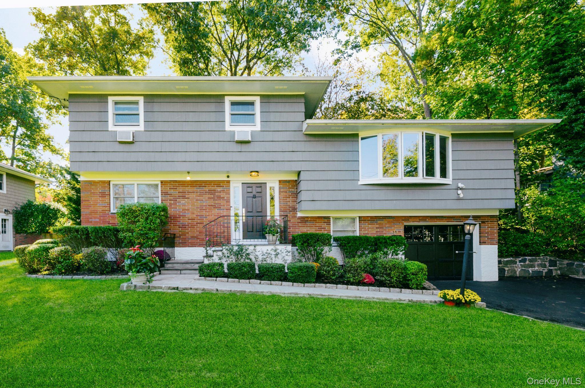 15 Tanglewood Road, Scarsdale