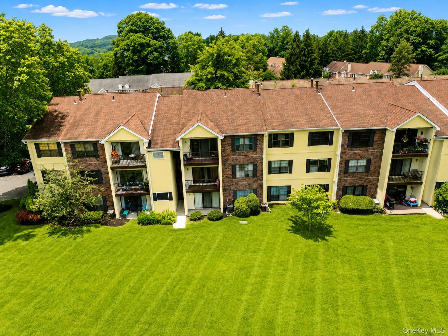 10 Edinburgh Drive Unit: 10, Peekskill