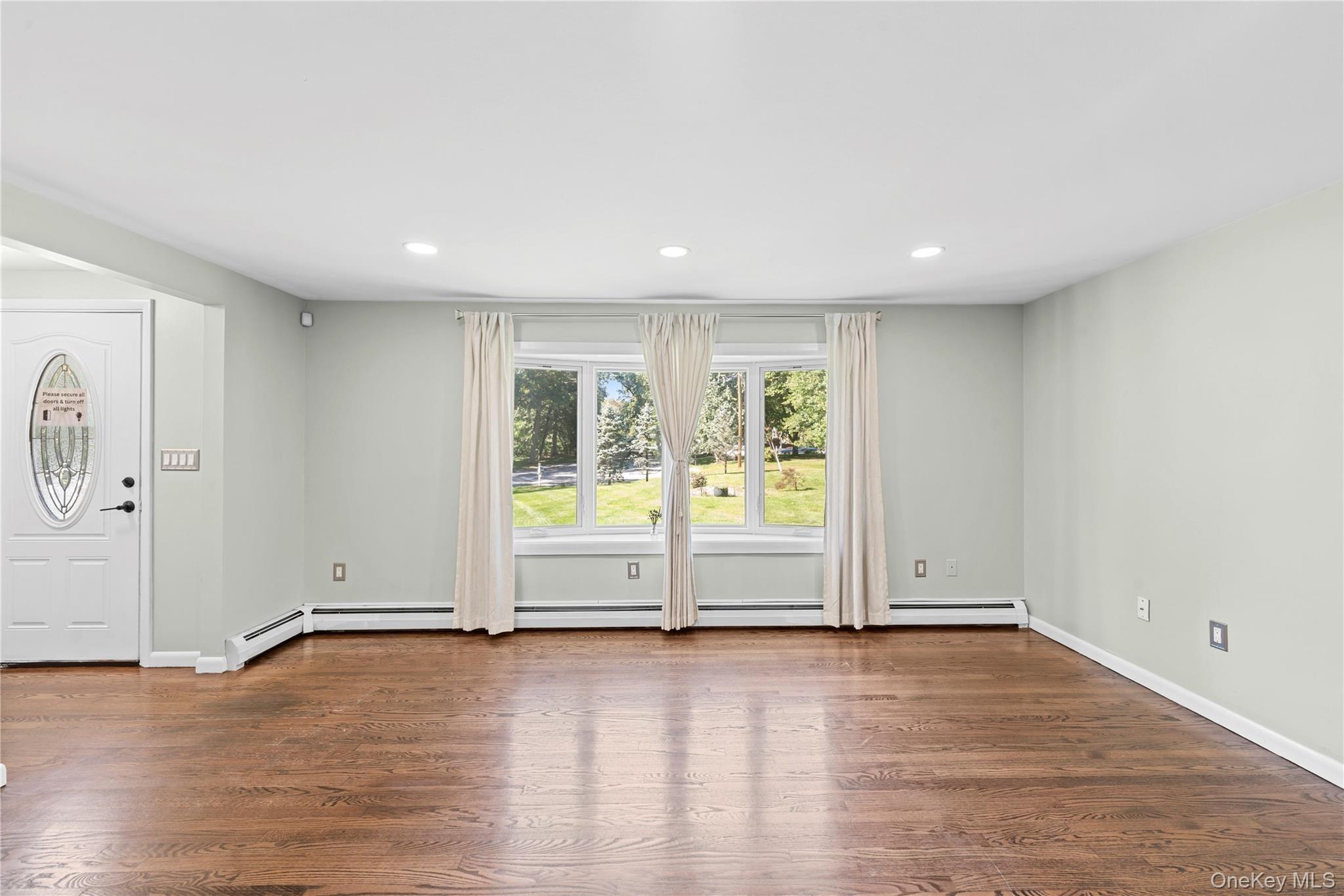 18 Montfort Woods Road thumbnail 3