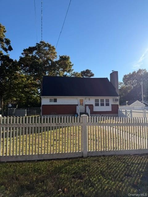 66 Frederick Avenue, Bay Shore