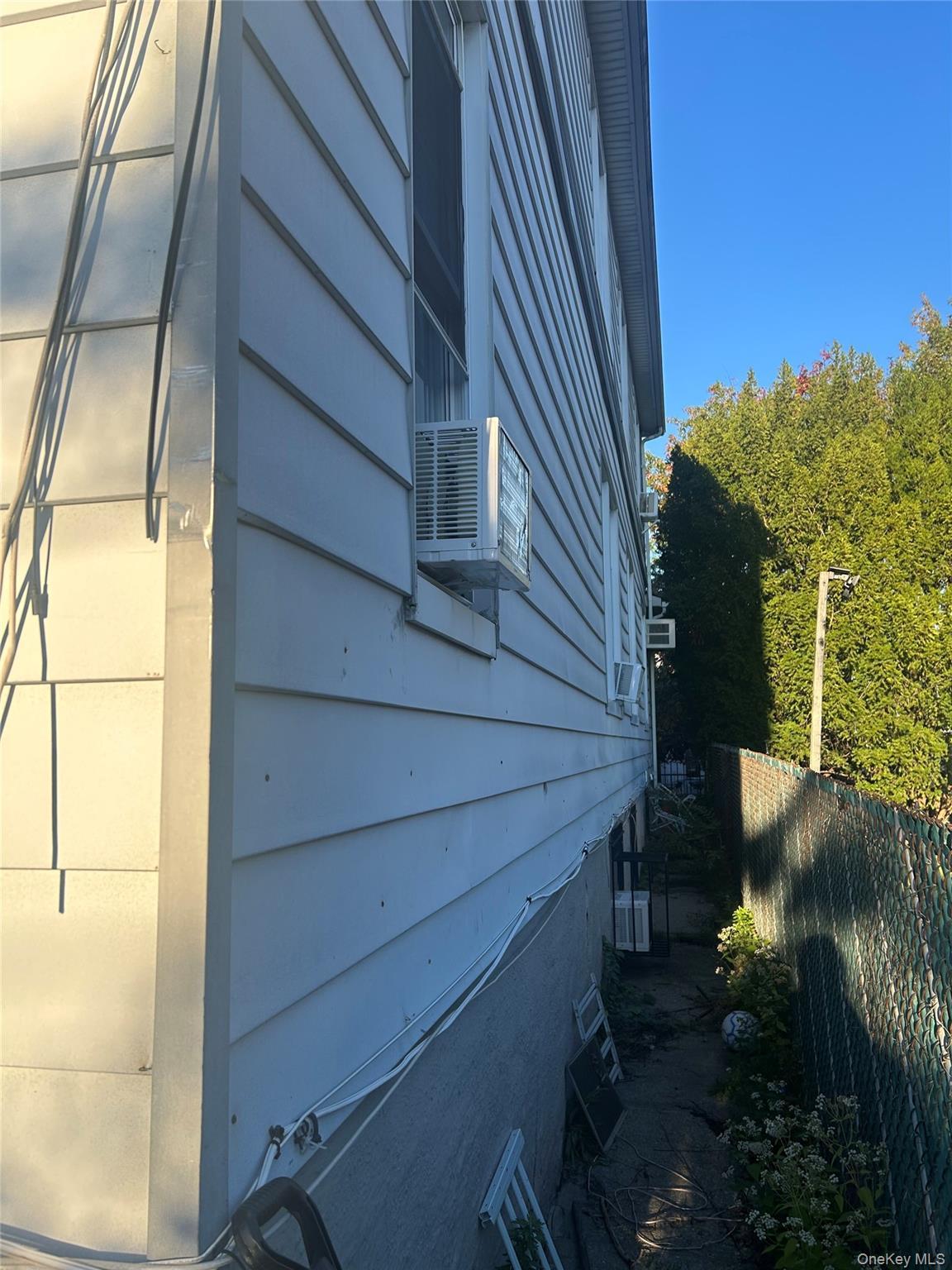 1711 Fowler Avenue thumbnail 5