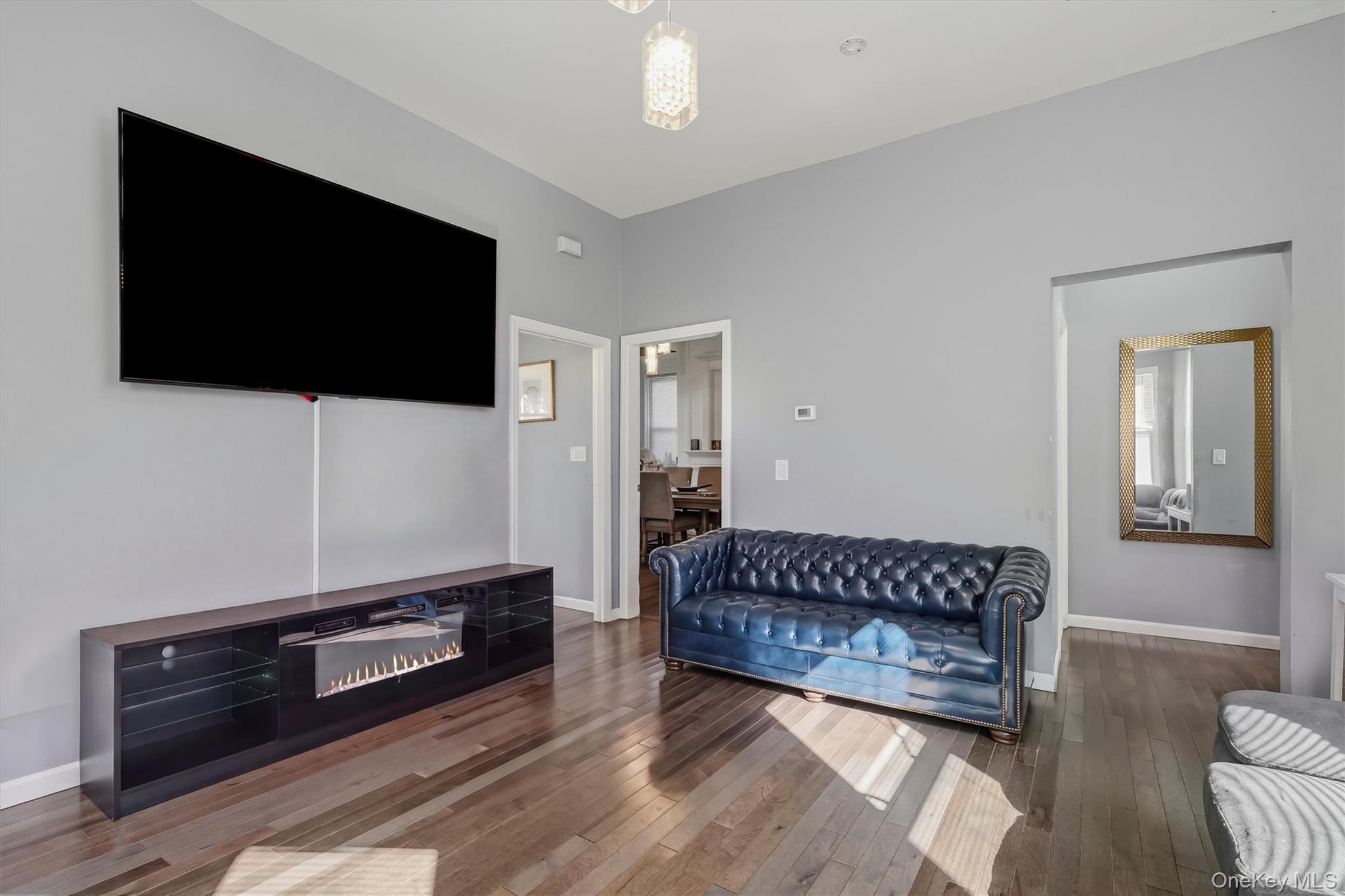 19 Lenox Avenue thumbnail 6