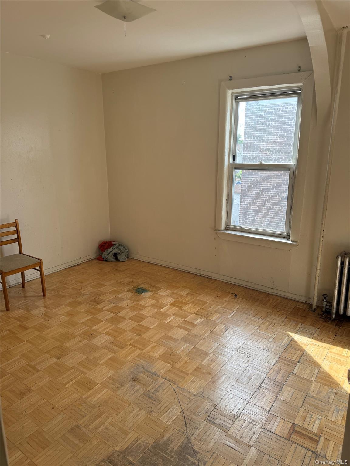 635 E 38th Street thumbnail 7