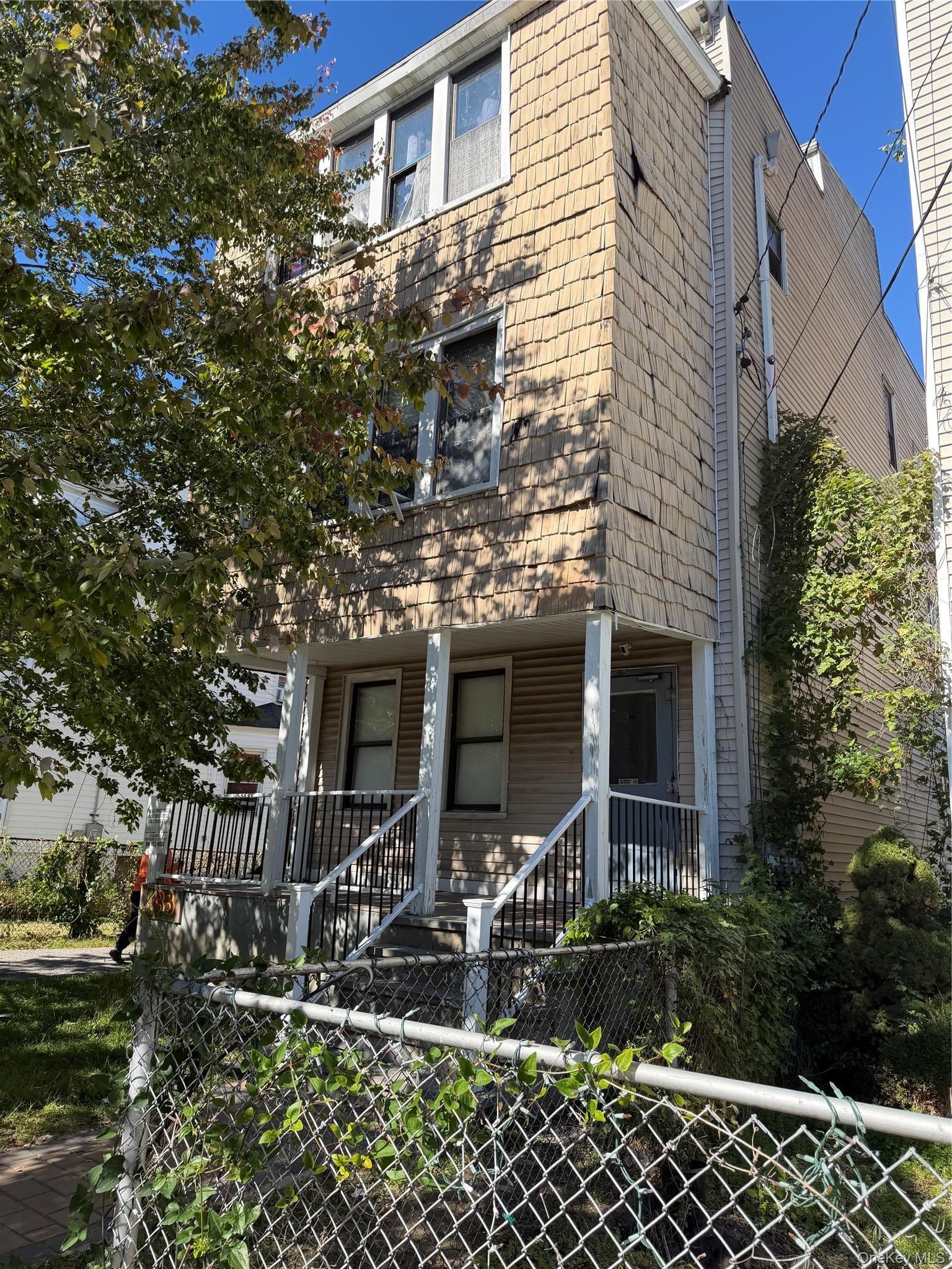 83 Horton Avenue, New Rochelle