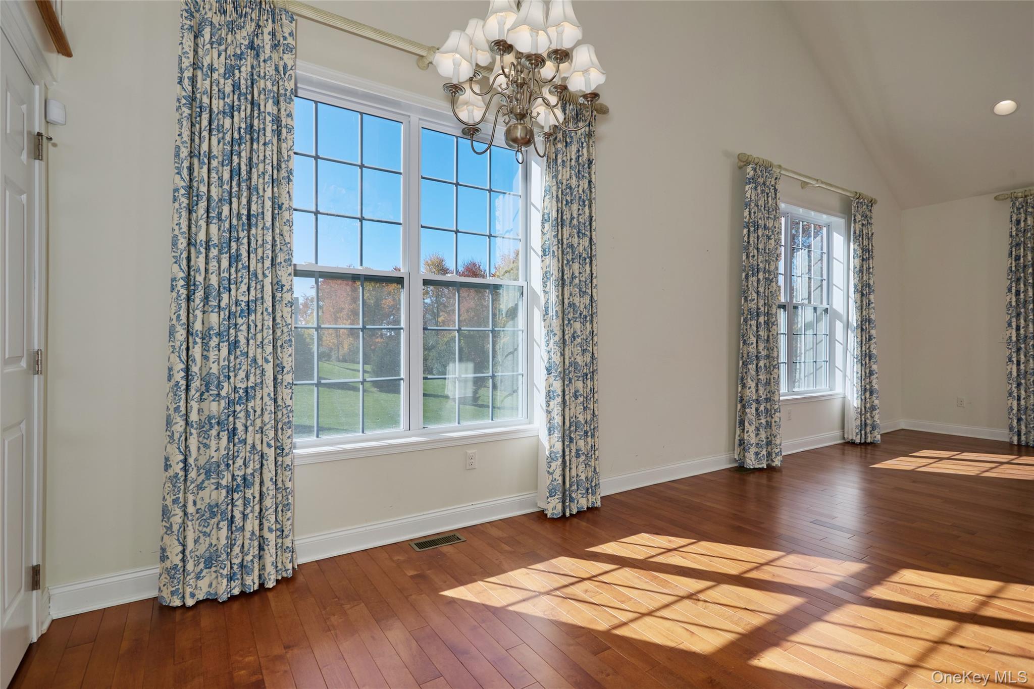 20 Avondale Lane thumbnail 8