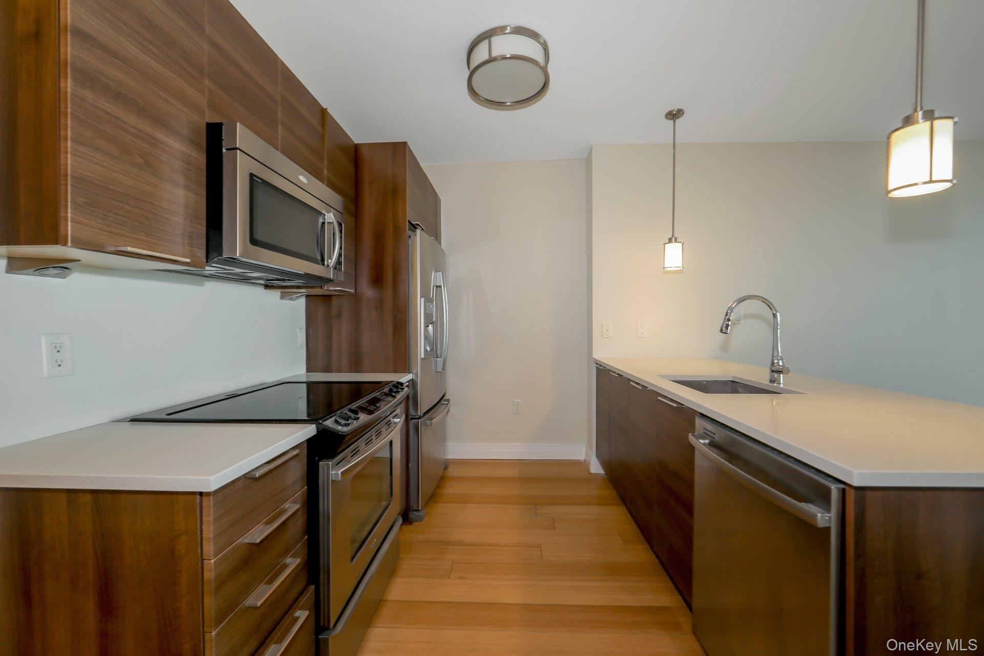 701 Ridge Hill Boulevard Unit: 9A thumbnail 5