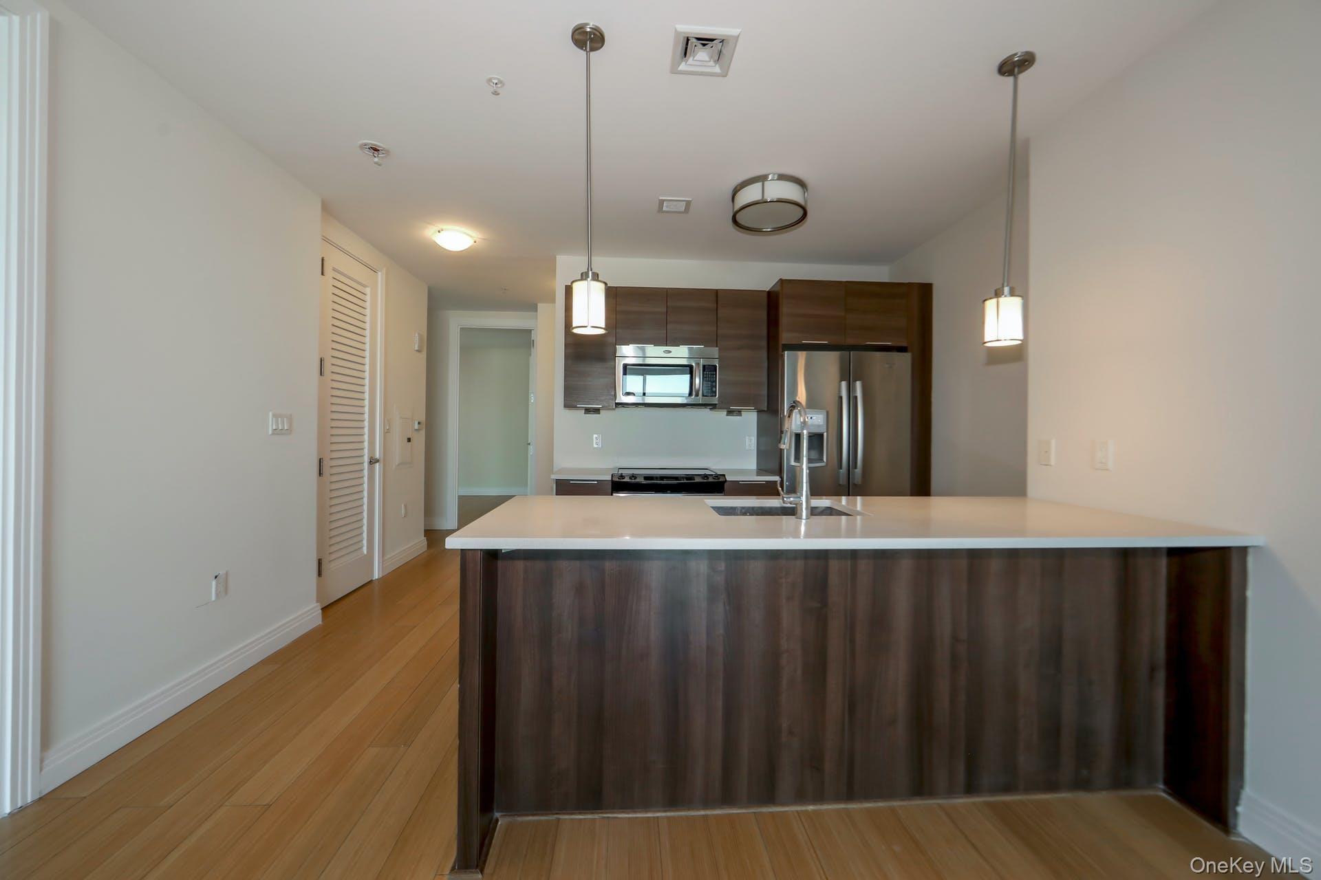 701 Ridge Hill Boulevard Unit: 9A thumbnail 4