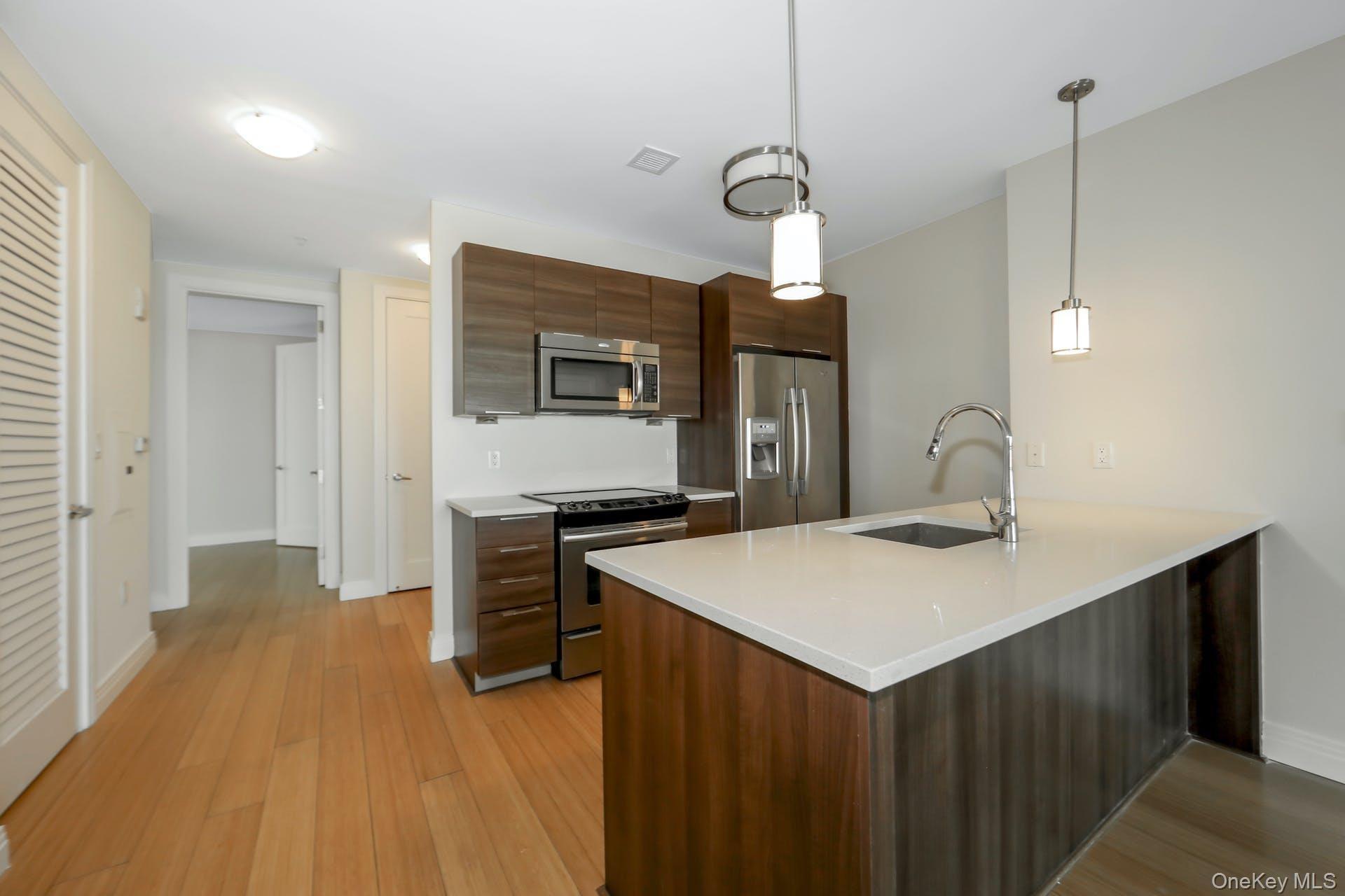 701 Ridge Hill Boulevard Unit: 9A thumbnail 3