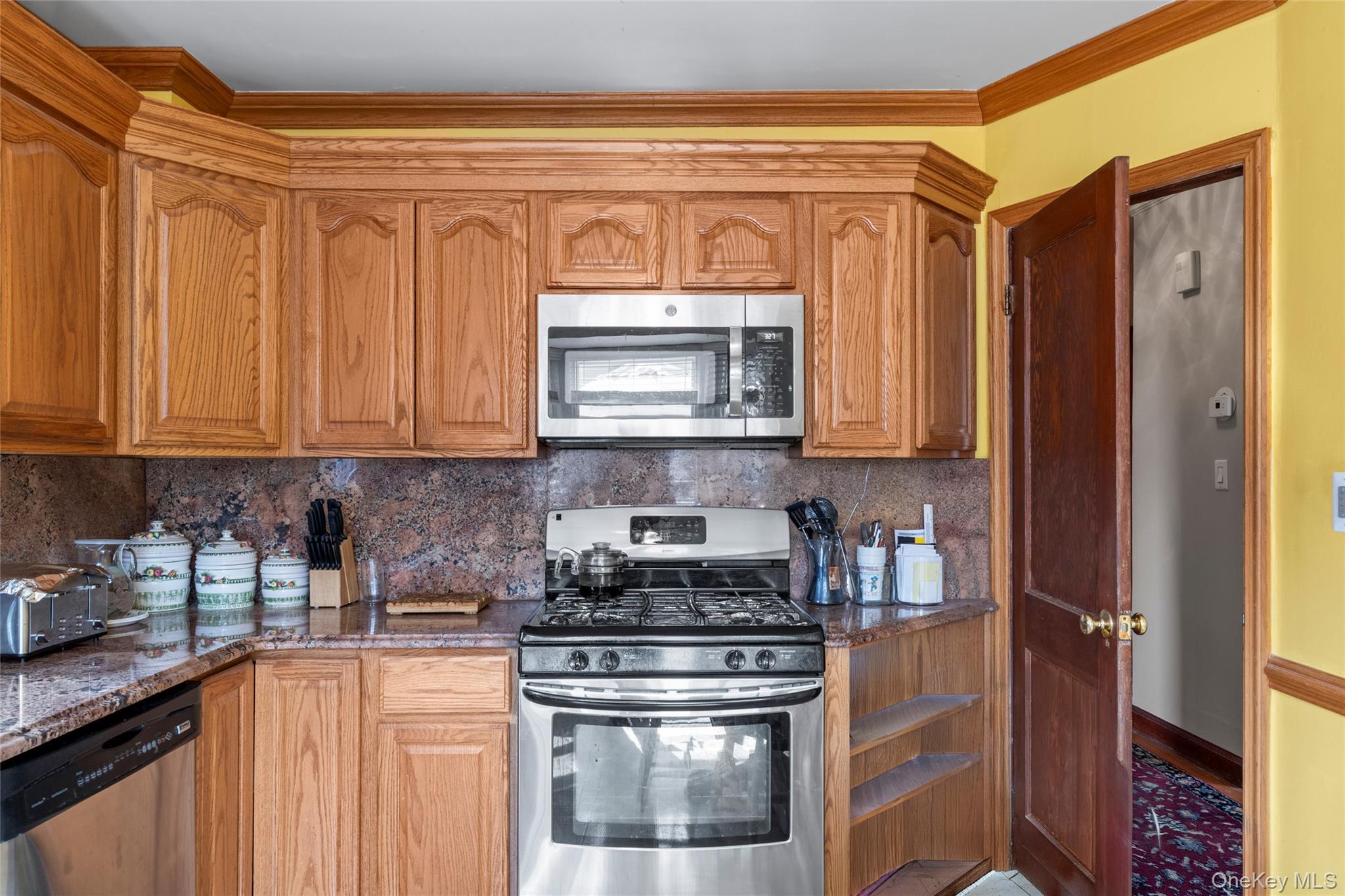 18 Butler Place thumbnail 6