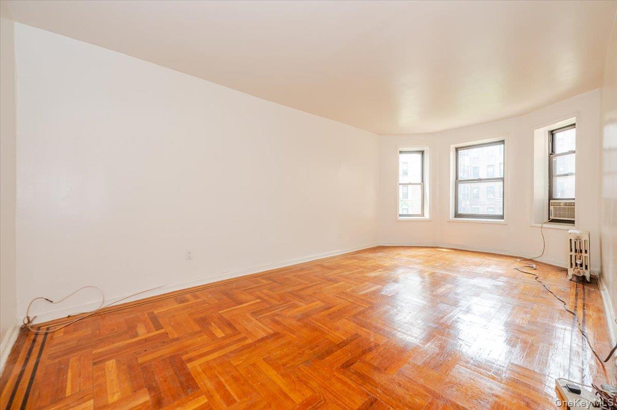 758 Brady Ave Unit: 214 thumbnail 3