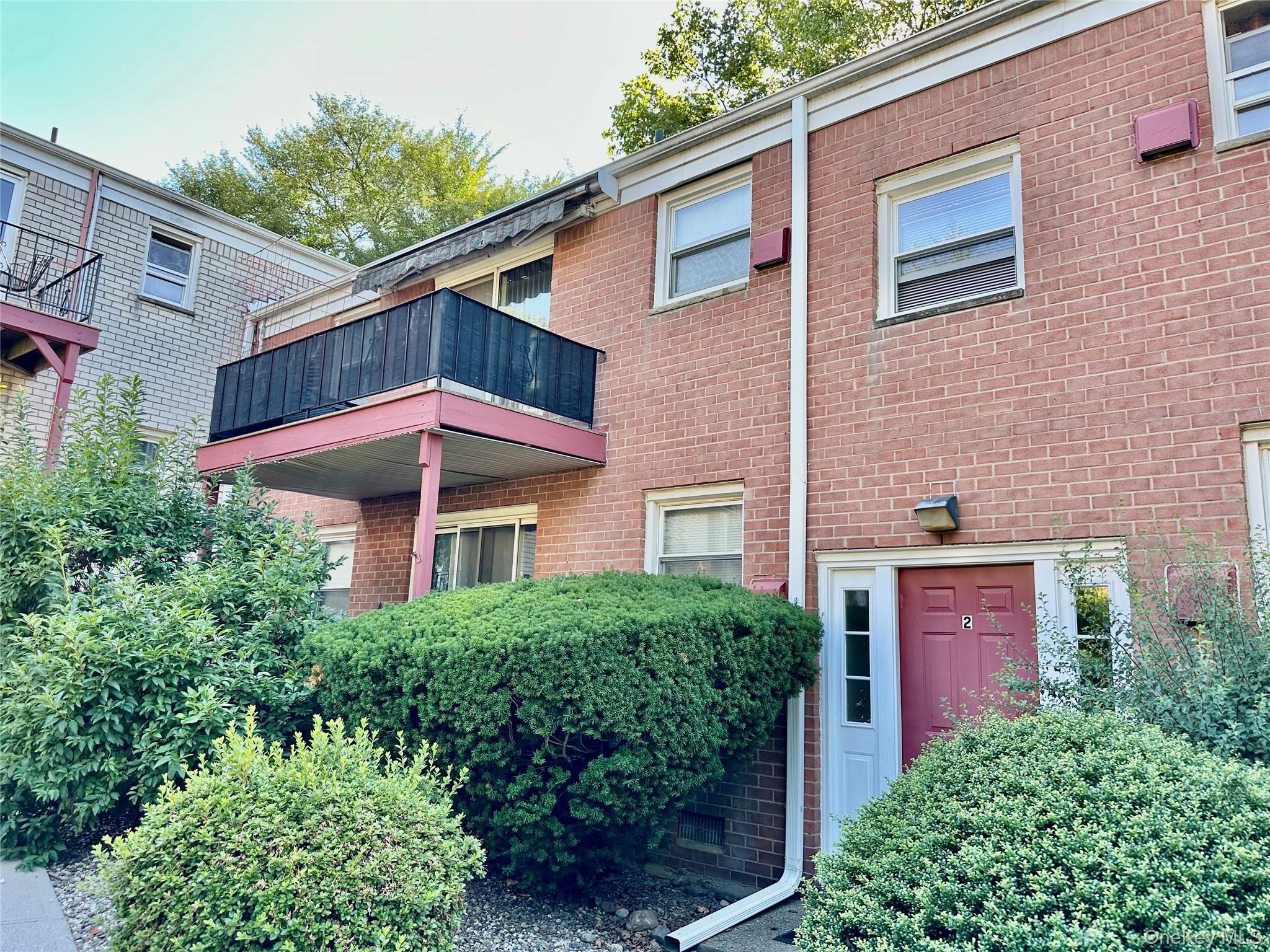 2 Oxford Court Unit: 8012 thumbnail 13