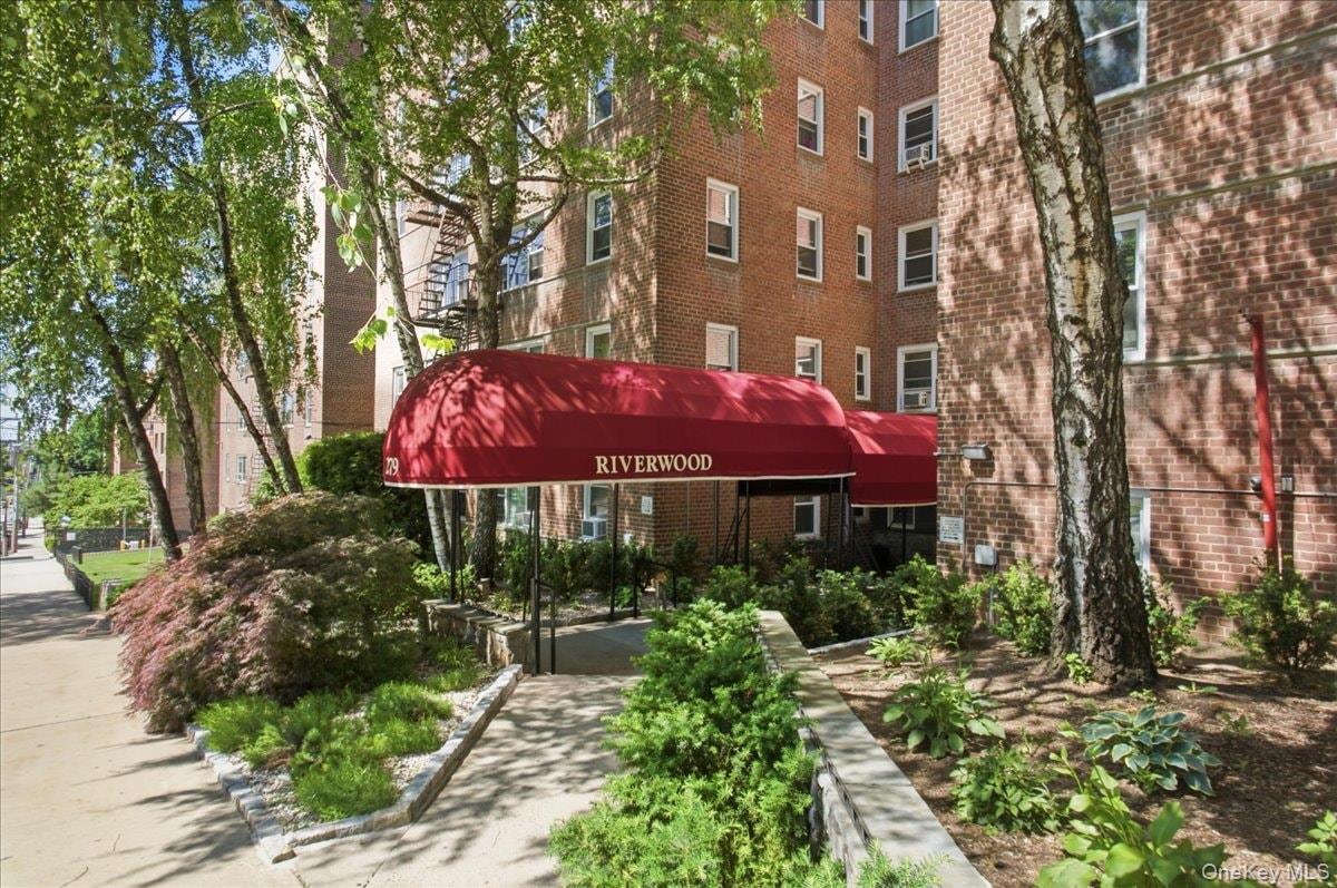 279 N Broadway Unit: 6C thumbnail 24