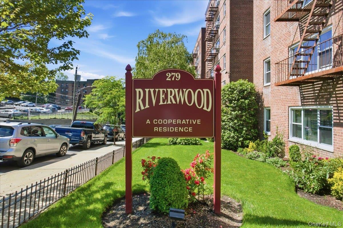 279 N Broadway Unit: 6C, Yonkers