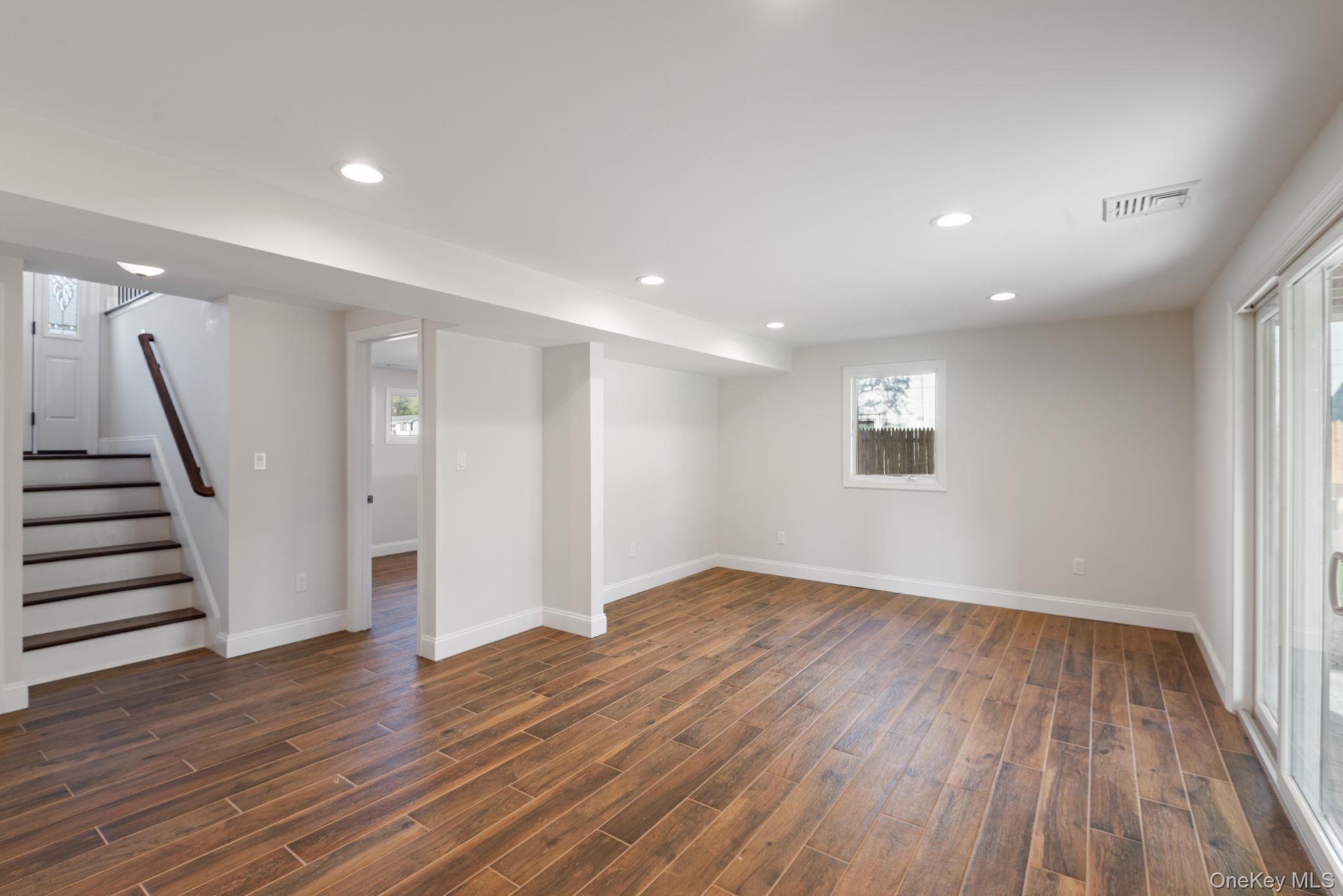 124 Ithaca Street thumbnail 19