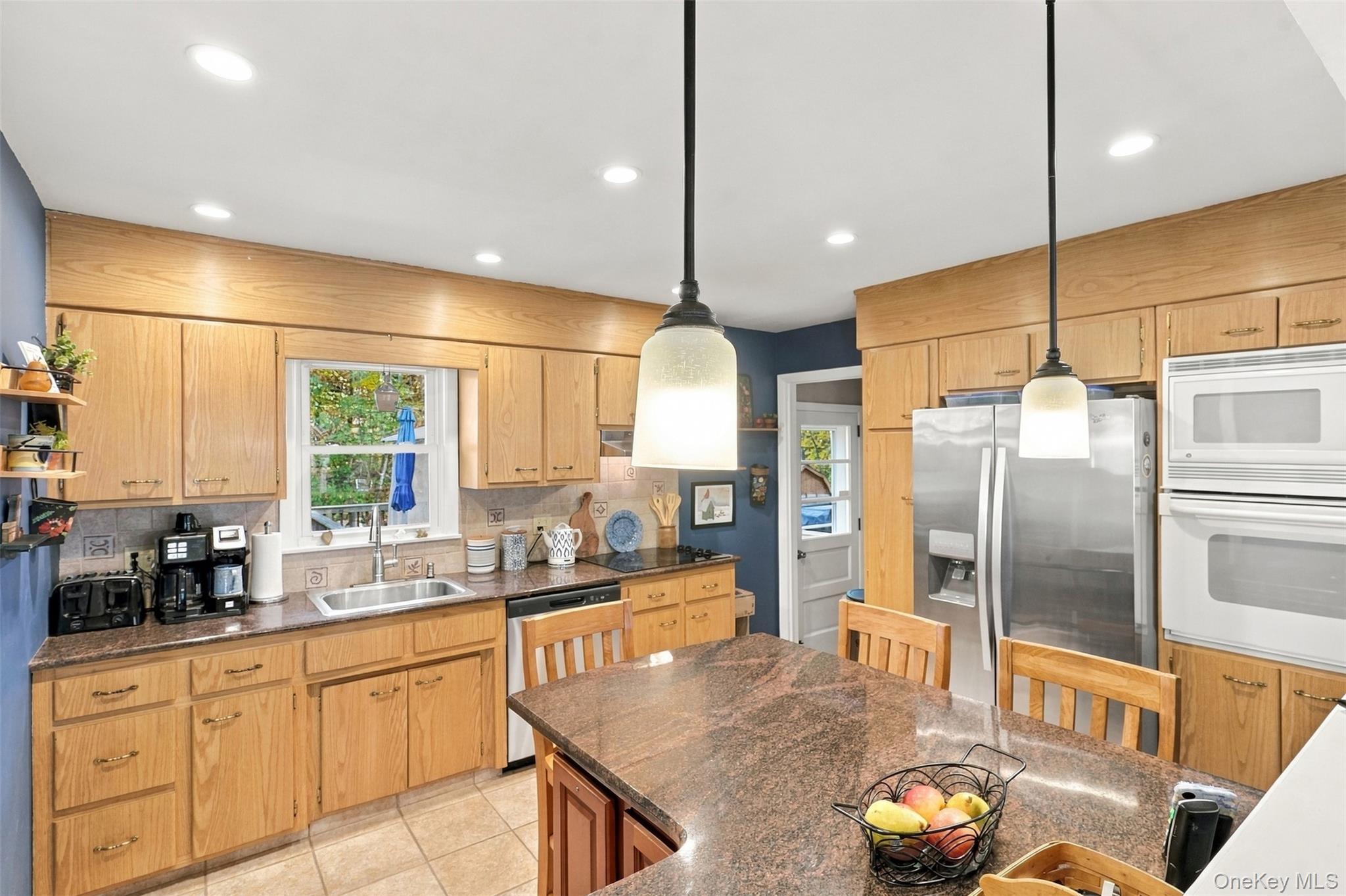 30 Elmwood Drive thumbnail 23