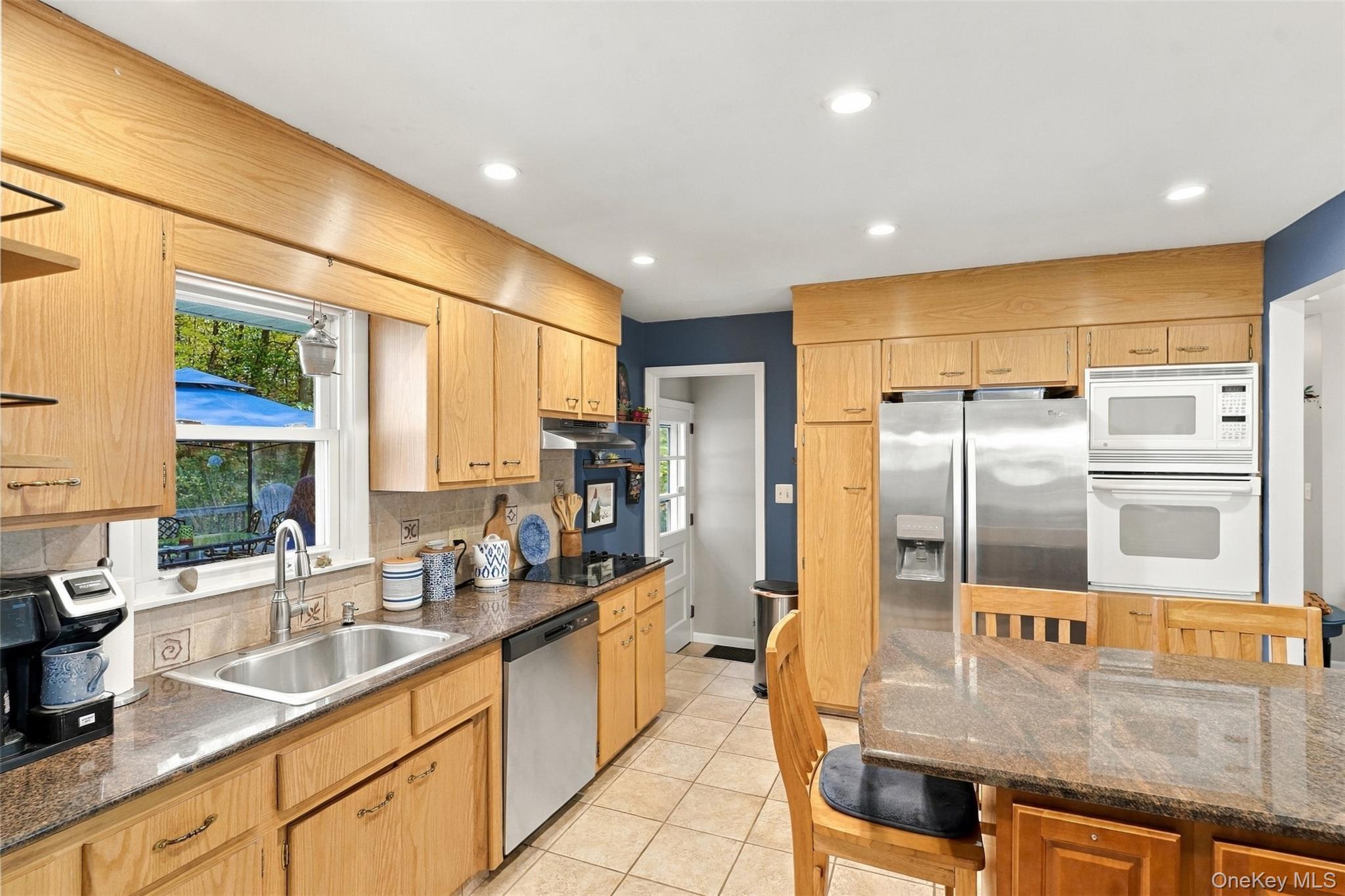 30 Elmwood Drive thumbnail 22