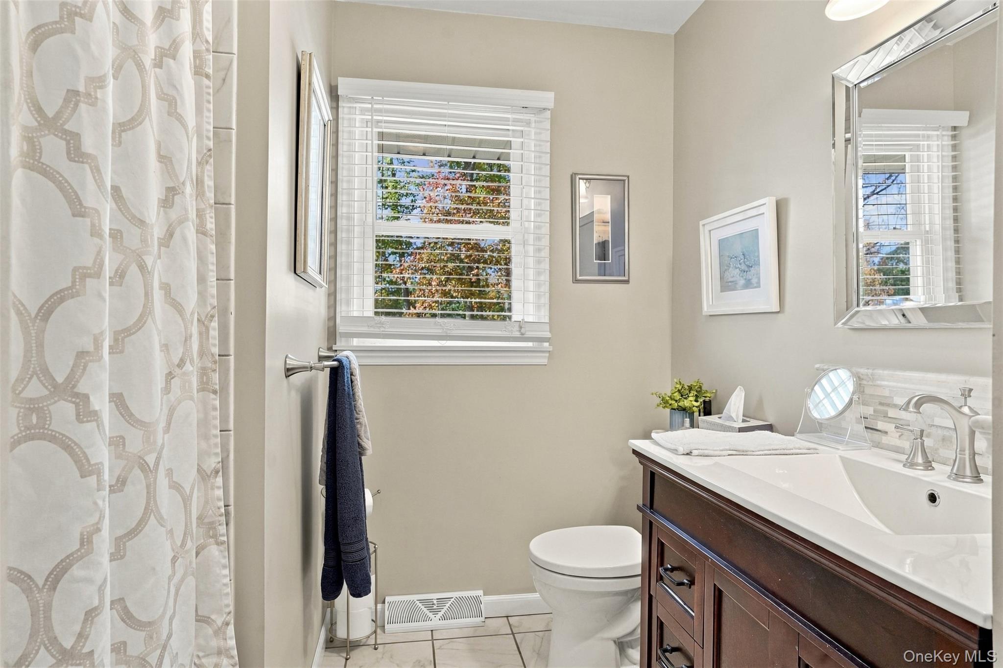 30 Elmwood Drive thumbnail 36