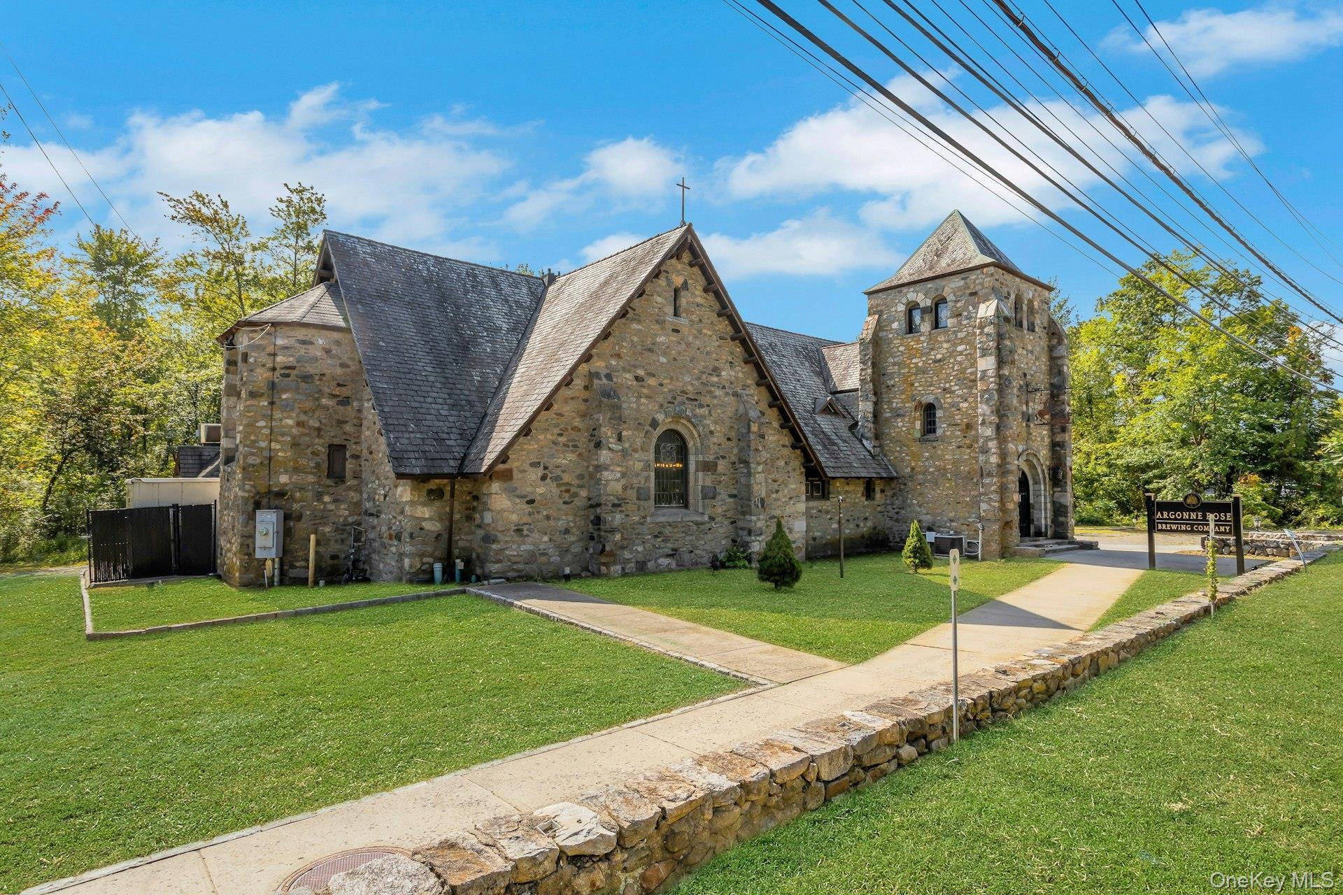 1715 E Main Street, Mohegan Lake