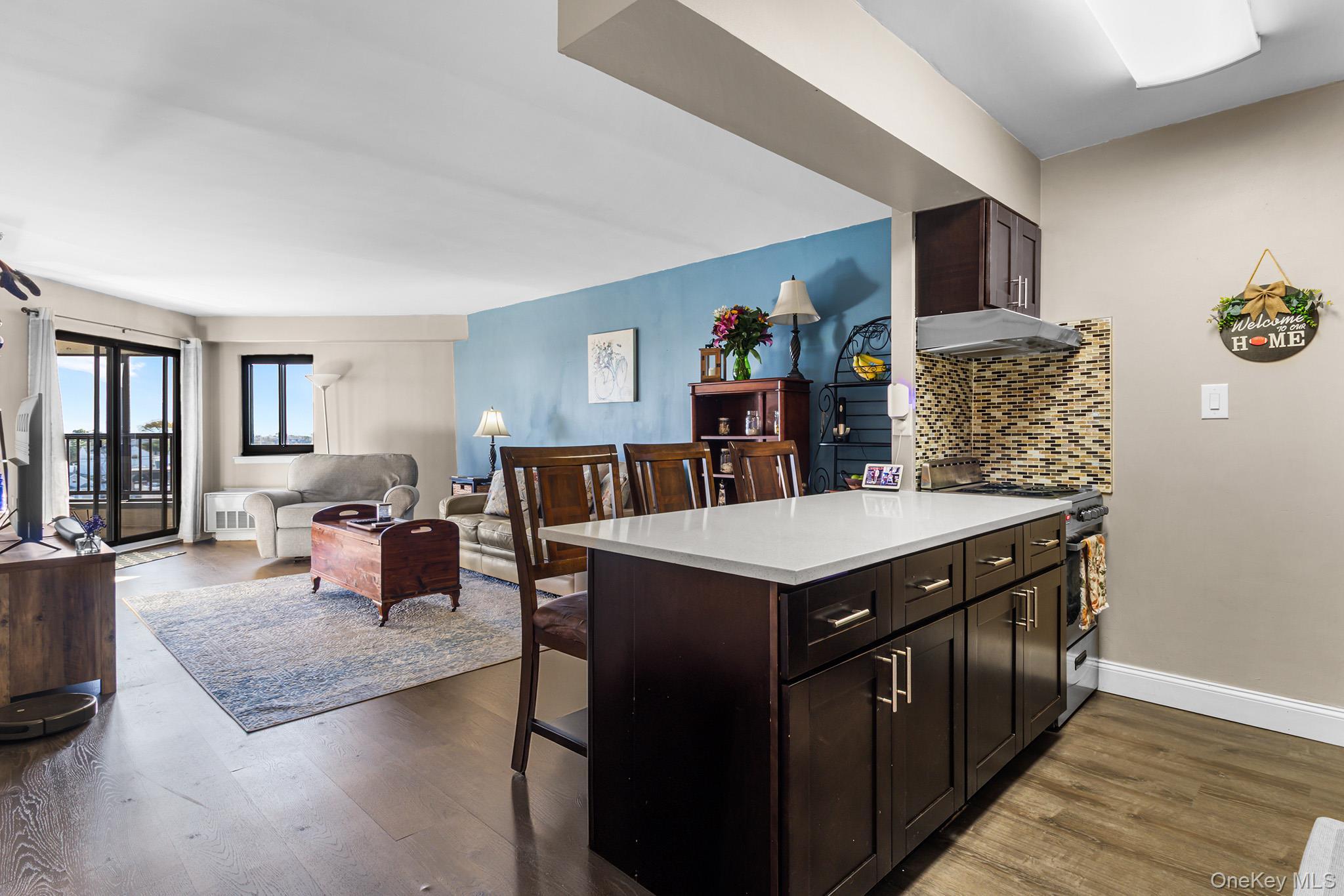 725 Miller Avenue Unit: 426, Freeport