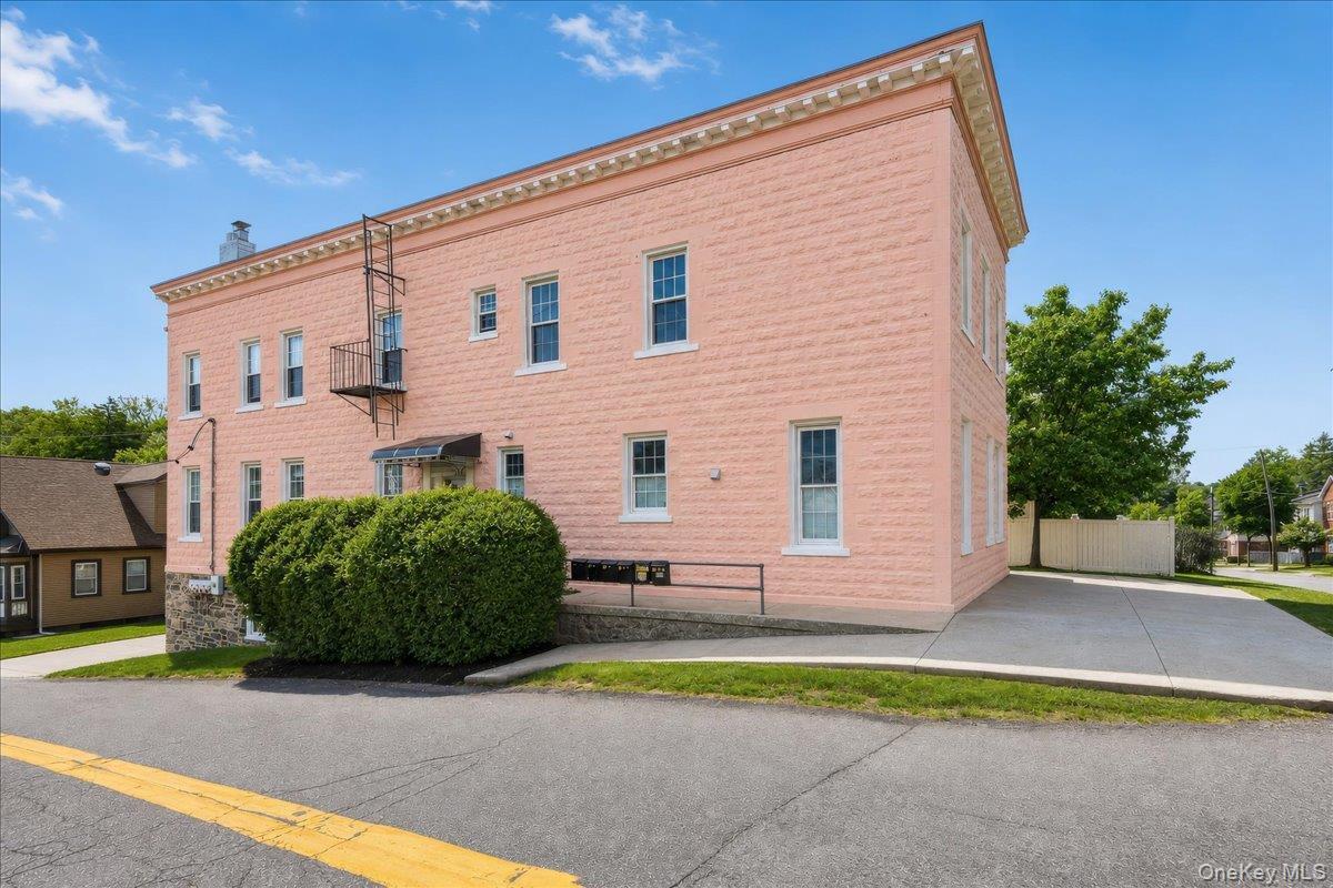 208 Tompkins Road, Yonkers