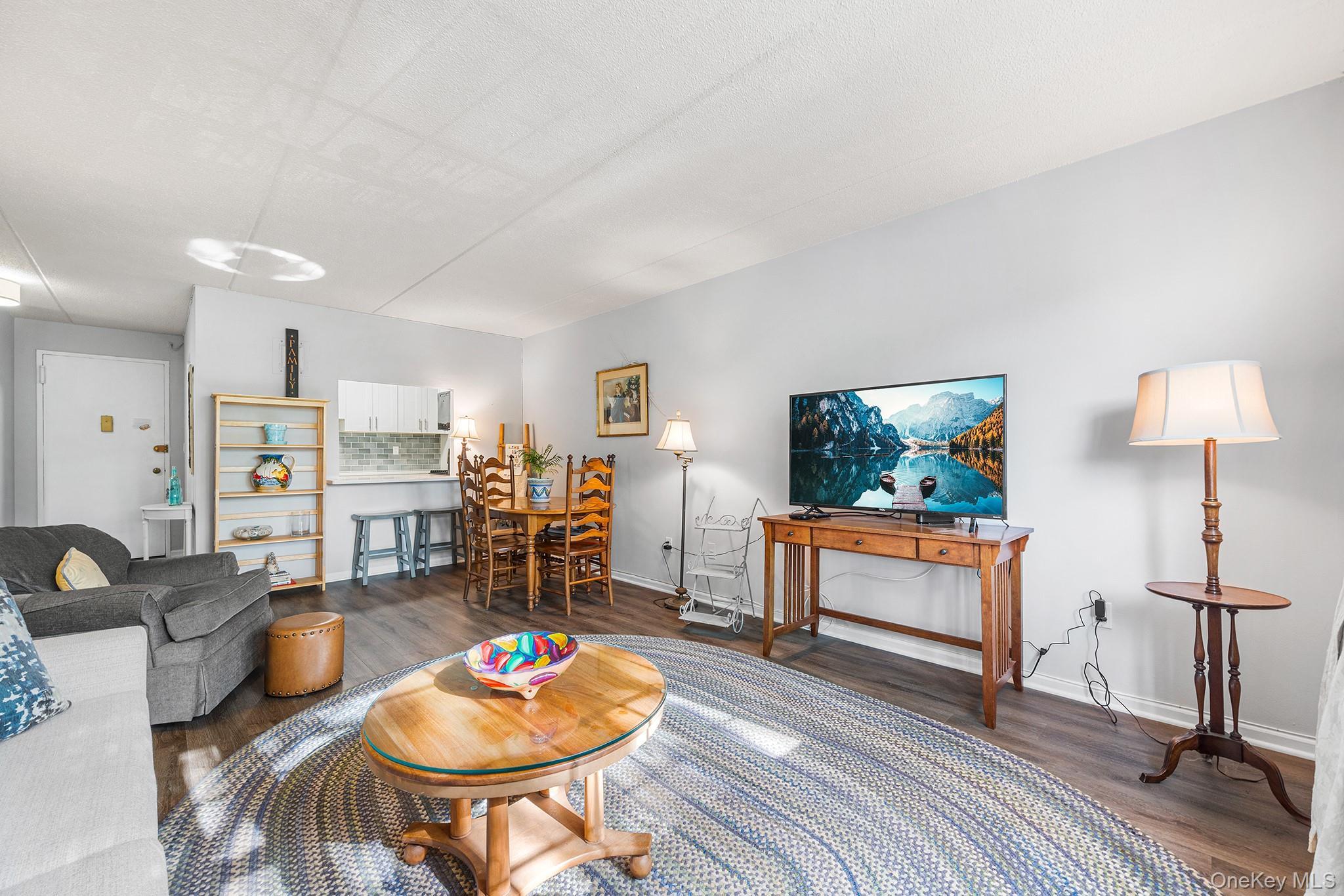 1 Consulate Drive Unit: 2H thumbnail 8