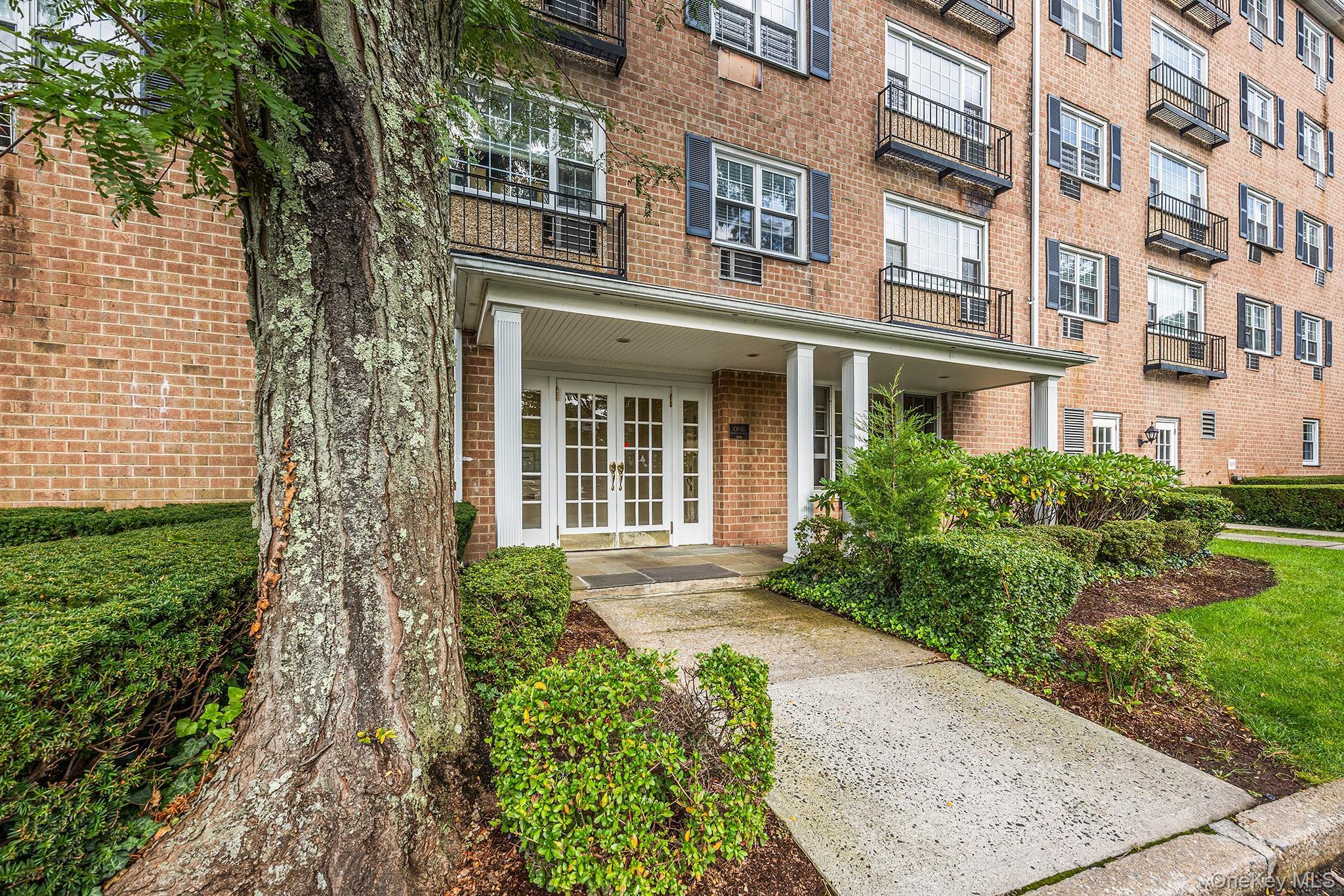 1 Consulate Drive Unit: 2H thumbnail 20