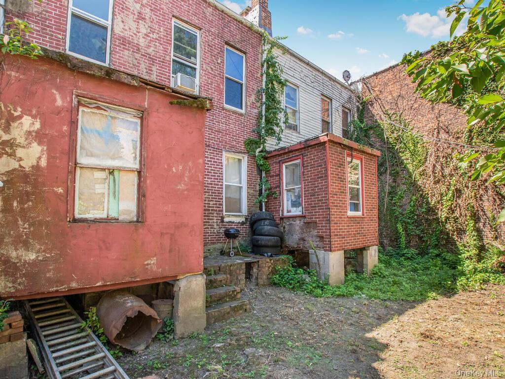 277 E 169th Street thumbnail 6