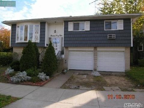 1344 Bay 25th Street, Far Rockaway