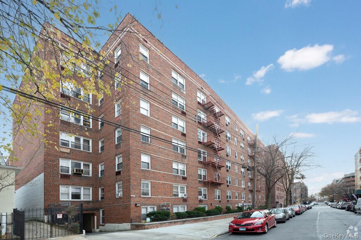 3520 Tryon Avenue Unit: 405, Bronx