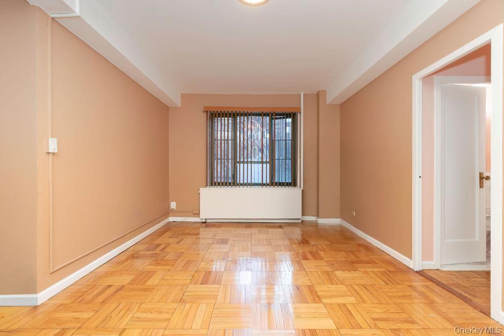 1970 E Tremont Avenue Unit: 1C thumbnail 6
