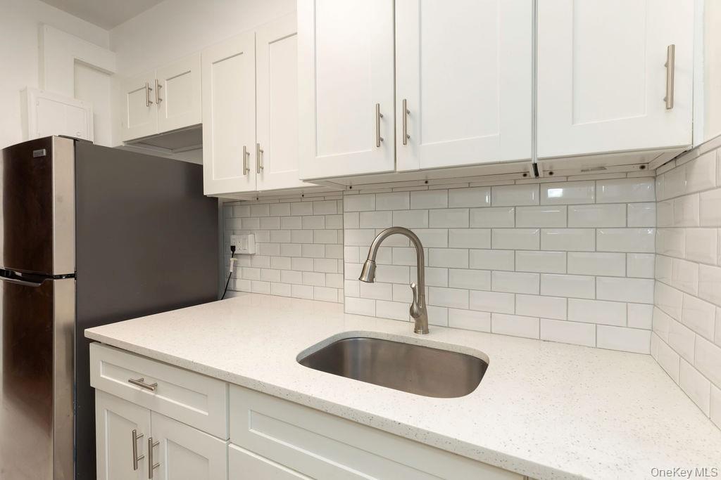 1970 E Tremont Avenue Unit: 1C thumbnail 10
