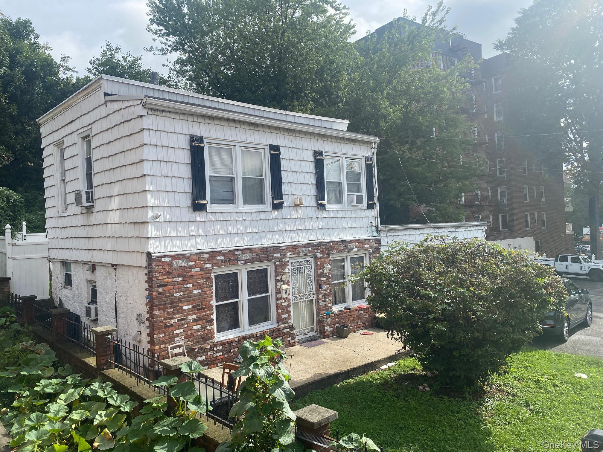 9 New Place, Yonkers