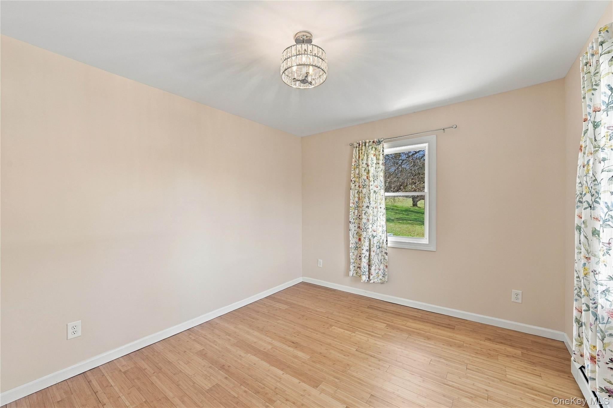 108 W Ridge Road thumbnail 5