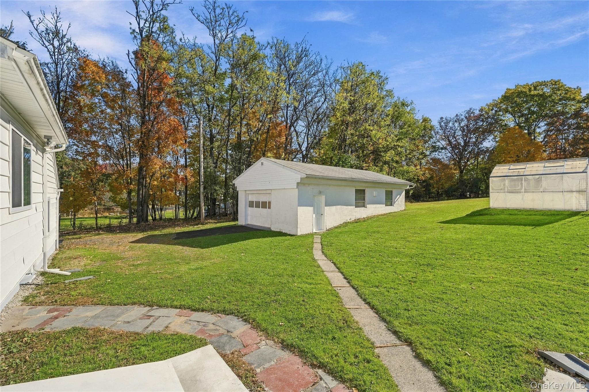 108 W Ridge Road thumbnail 19