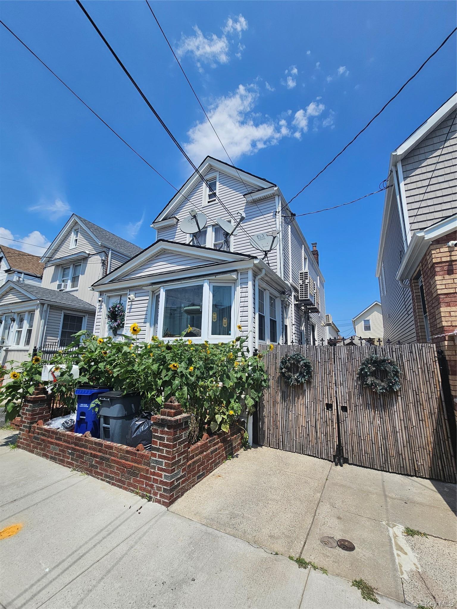 10745 123rd Street, Richmond Hill S.