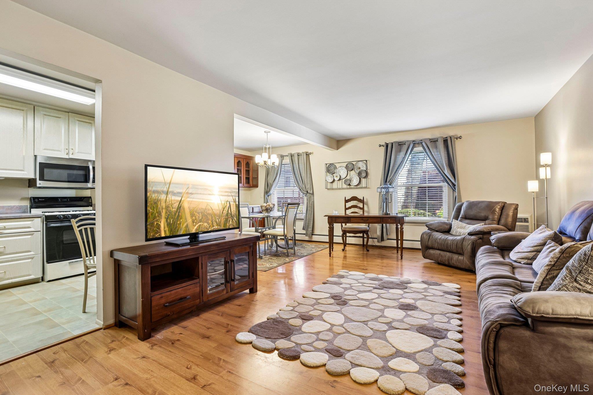 196 Parkside Drive Unit: 196 thumbnail 6