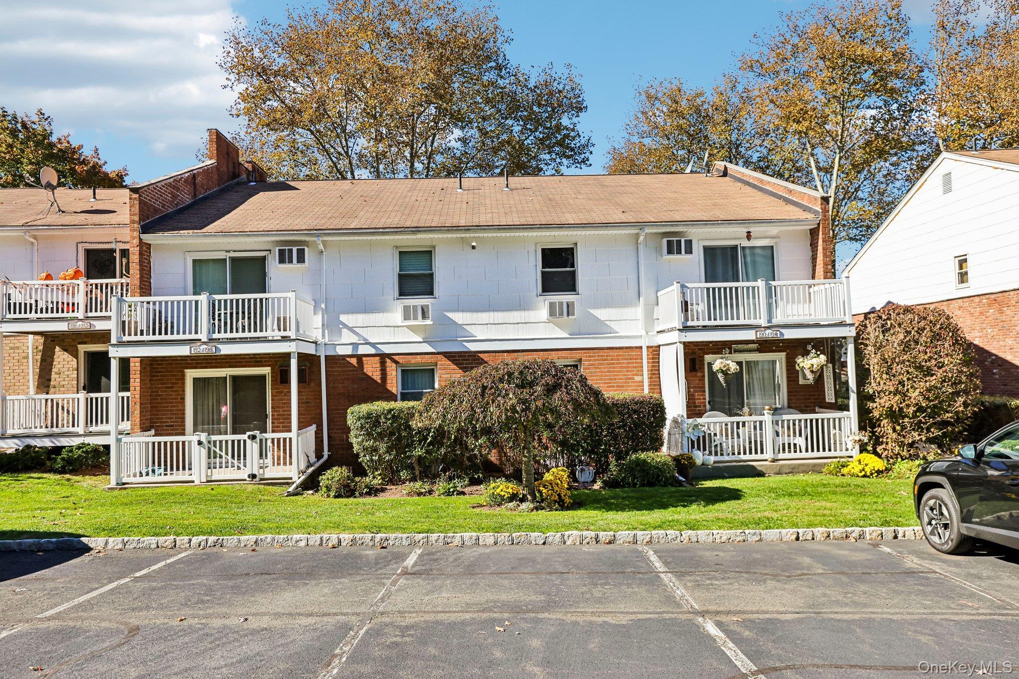 196 Parkside Drive Unit: 196 thumbnail 16