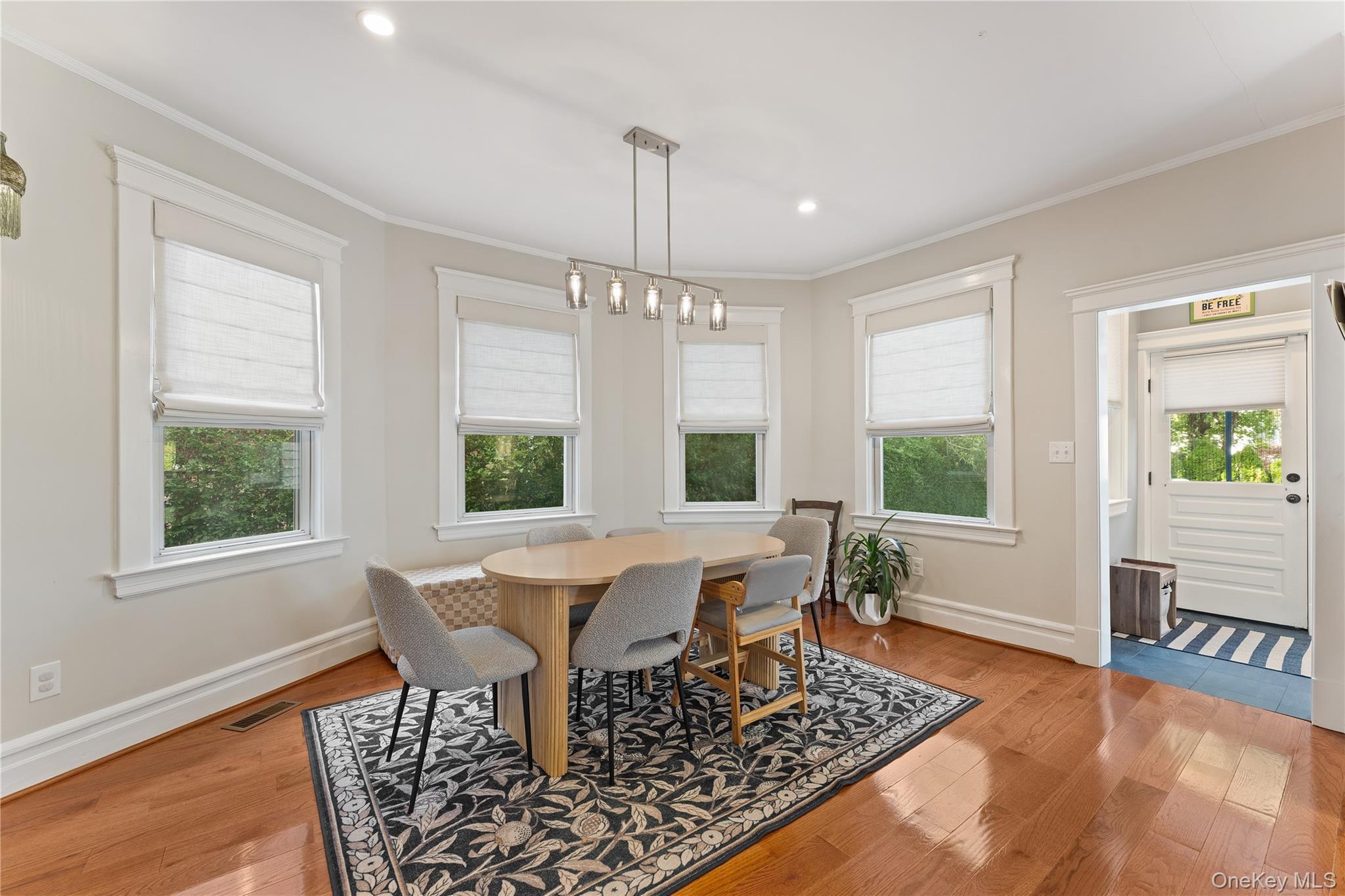 115 Coligni Avenue thumbnail 17