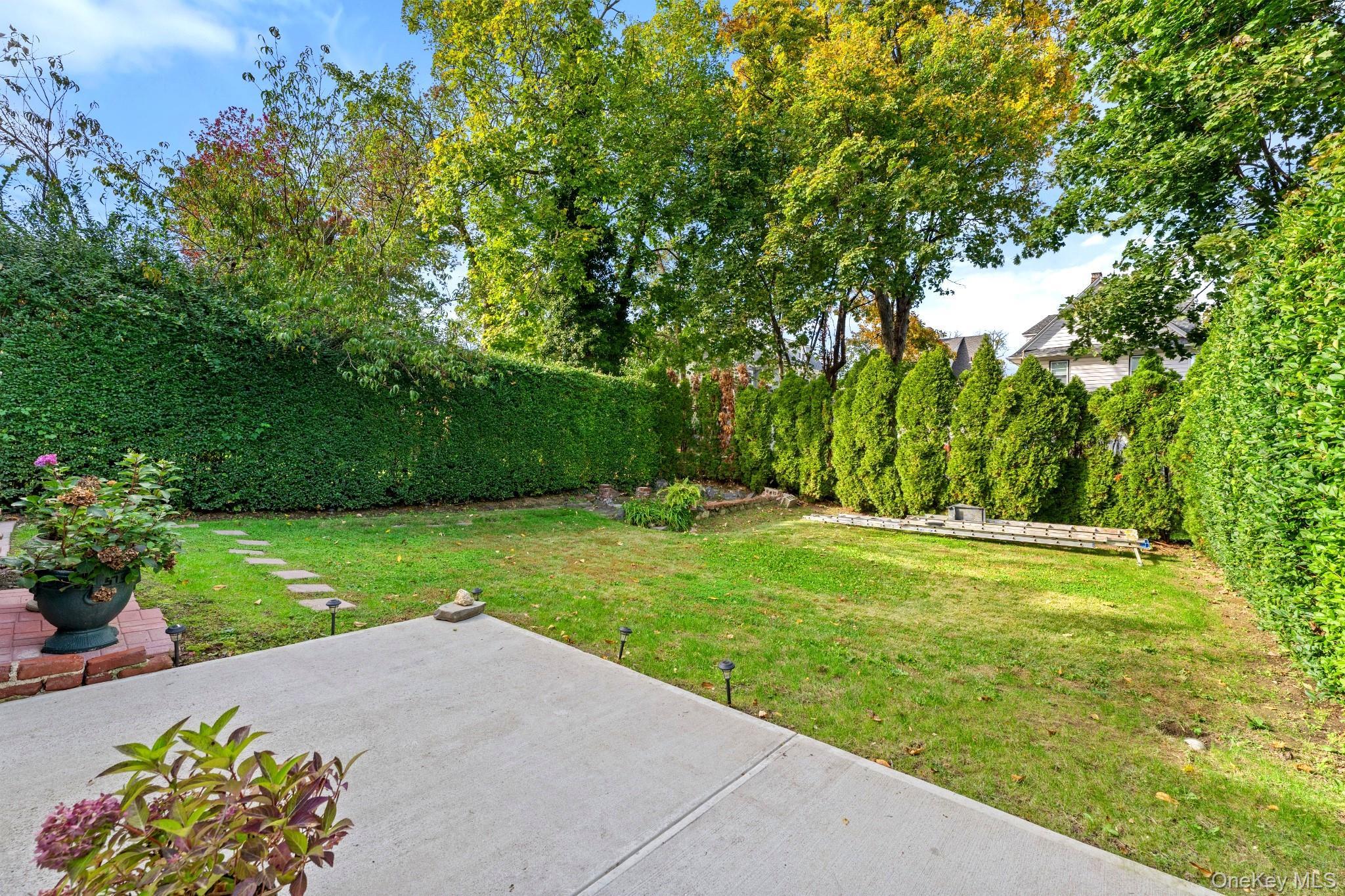 115 Coligni Avenue thumbnail 34