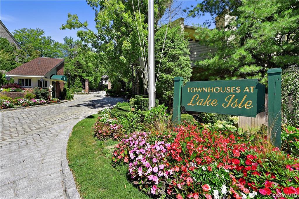 40 Waterside Close, Eastchester