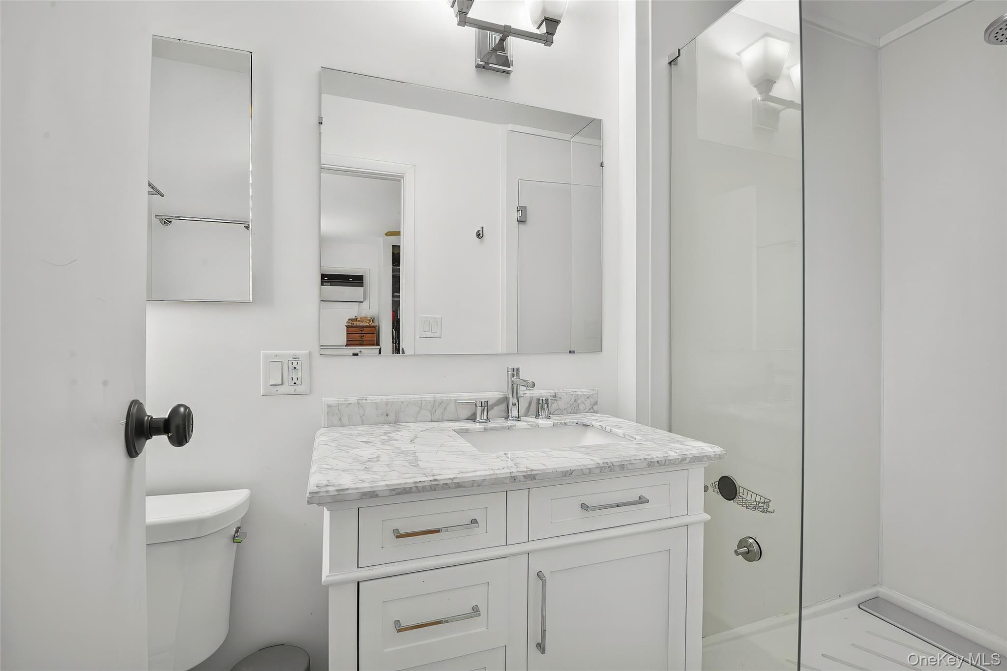 219 Dante Avenue thumbnail 13