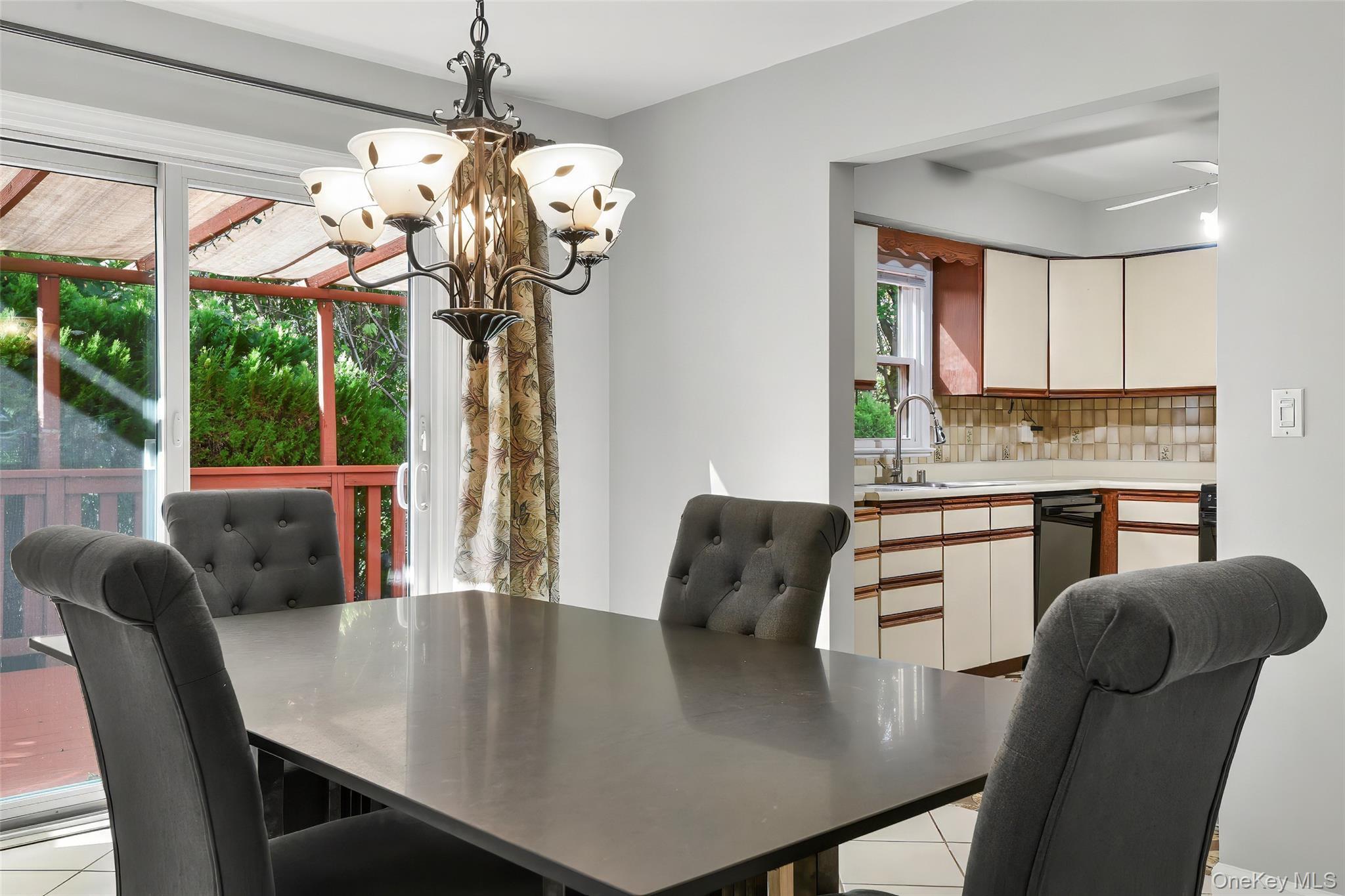 219 Dante Avenue thumbnail 6