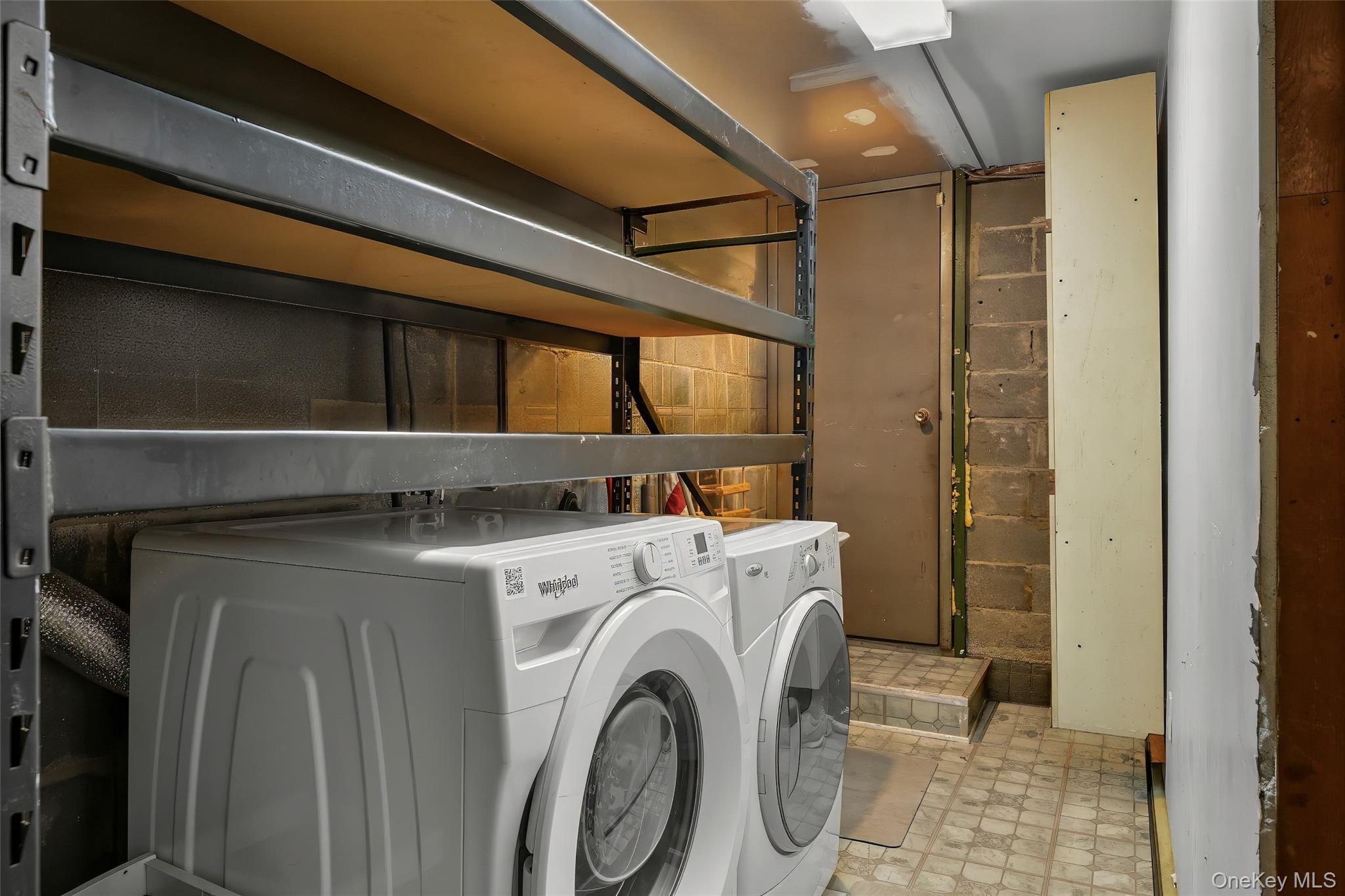 219 Dante Avenue thumbnail 17
