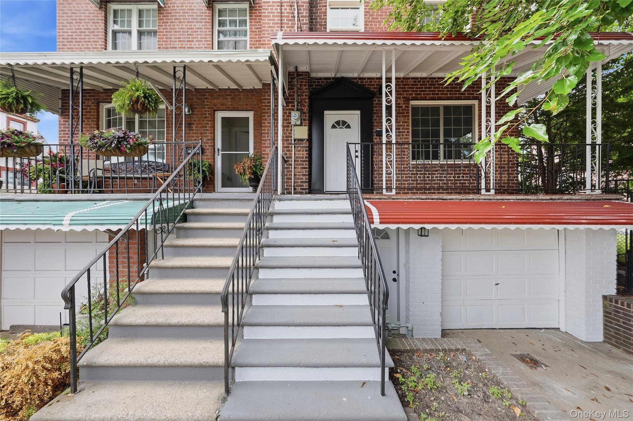3325 Kingsland Avenue thumbnail 2