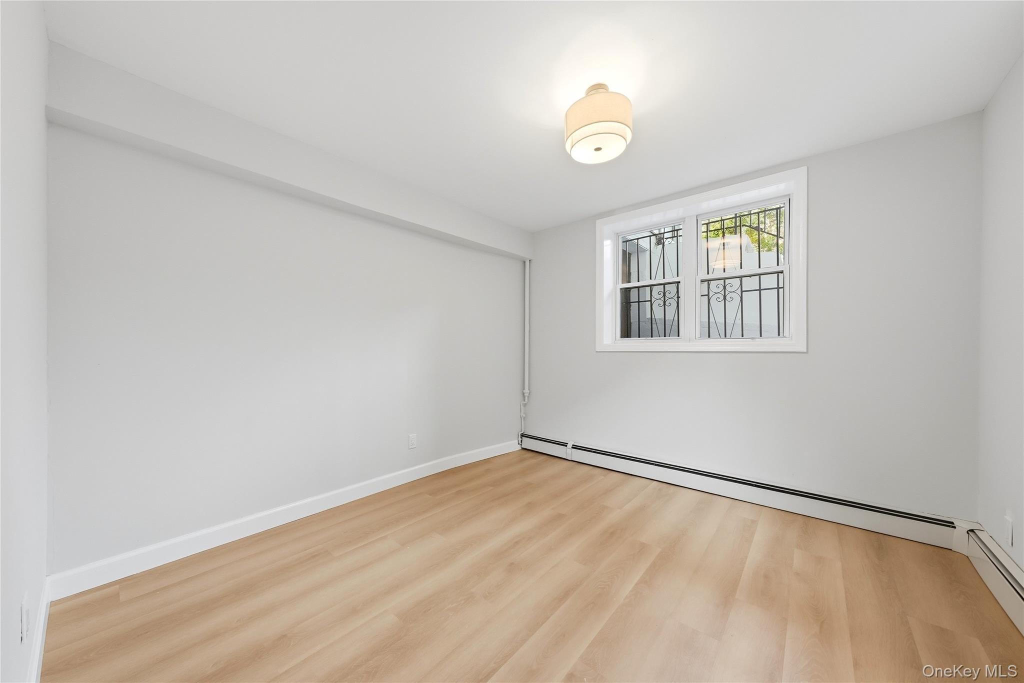3325 Kingsland Avenue thumbnail 6