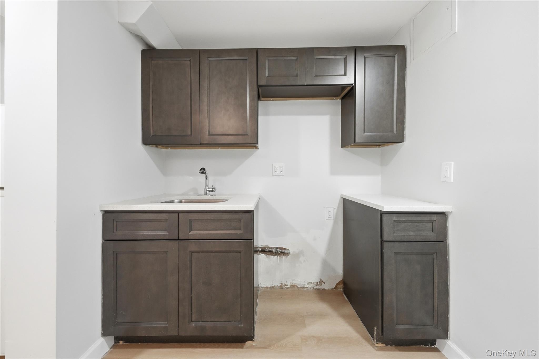 3325 Kingsland Avenue thumbnail 9